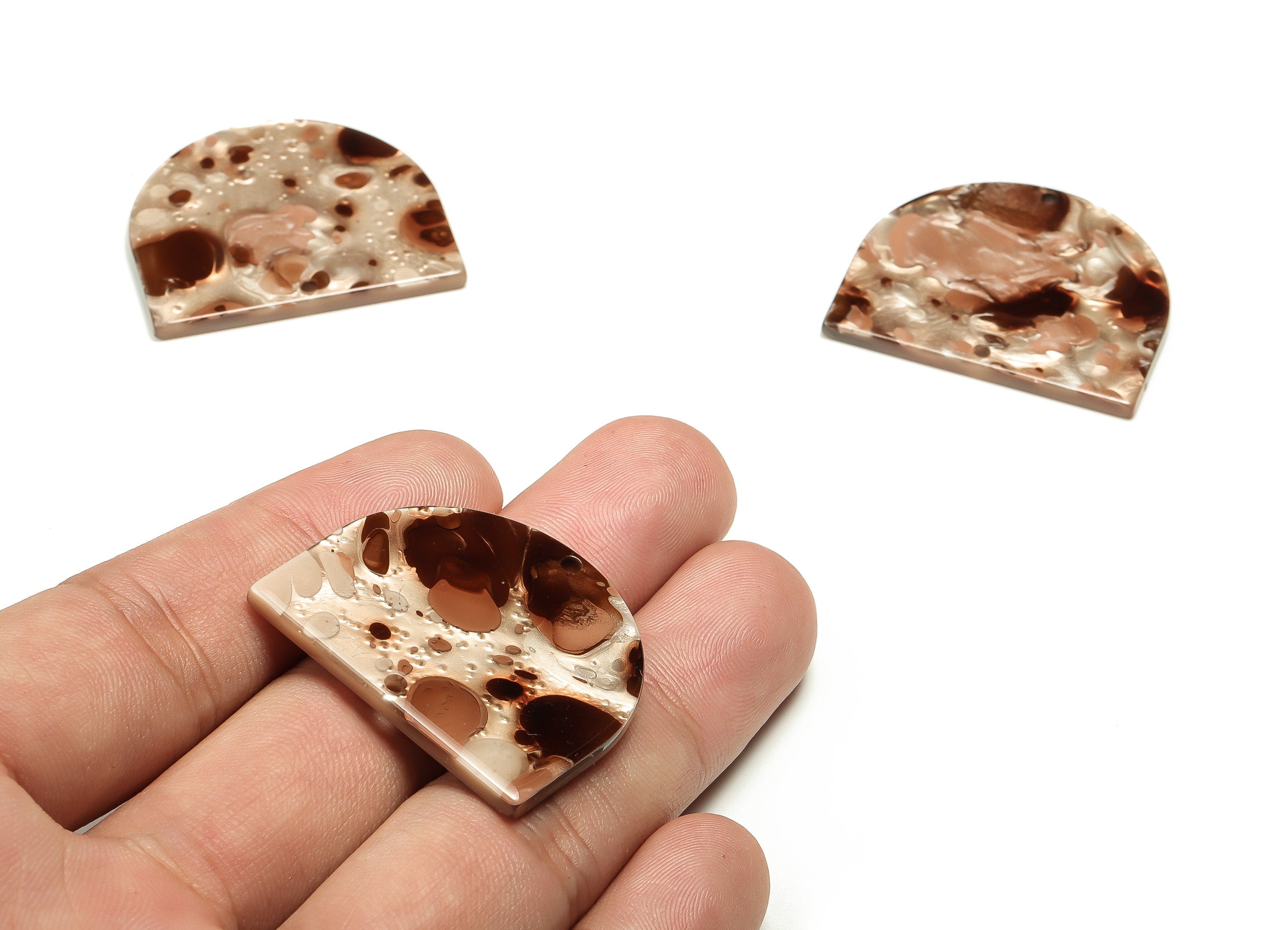 Acrylic D Earring Connector - Semi circle Pendant - Earring Findings - Jewelry Supplies - Color Code: A679 - 33.89x28.4x2.42mm - AC1634-A679 - DOMEDBAZAAR