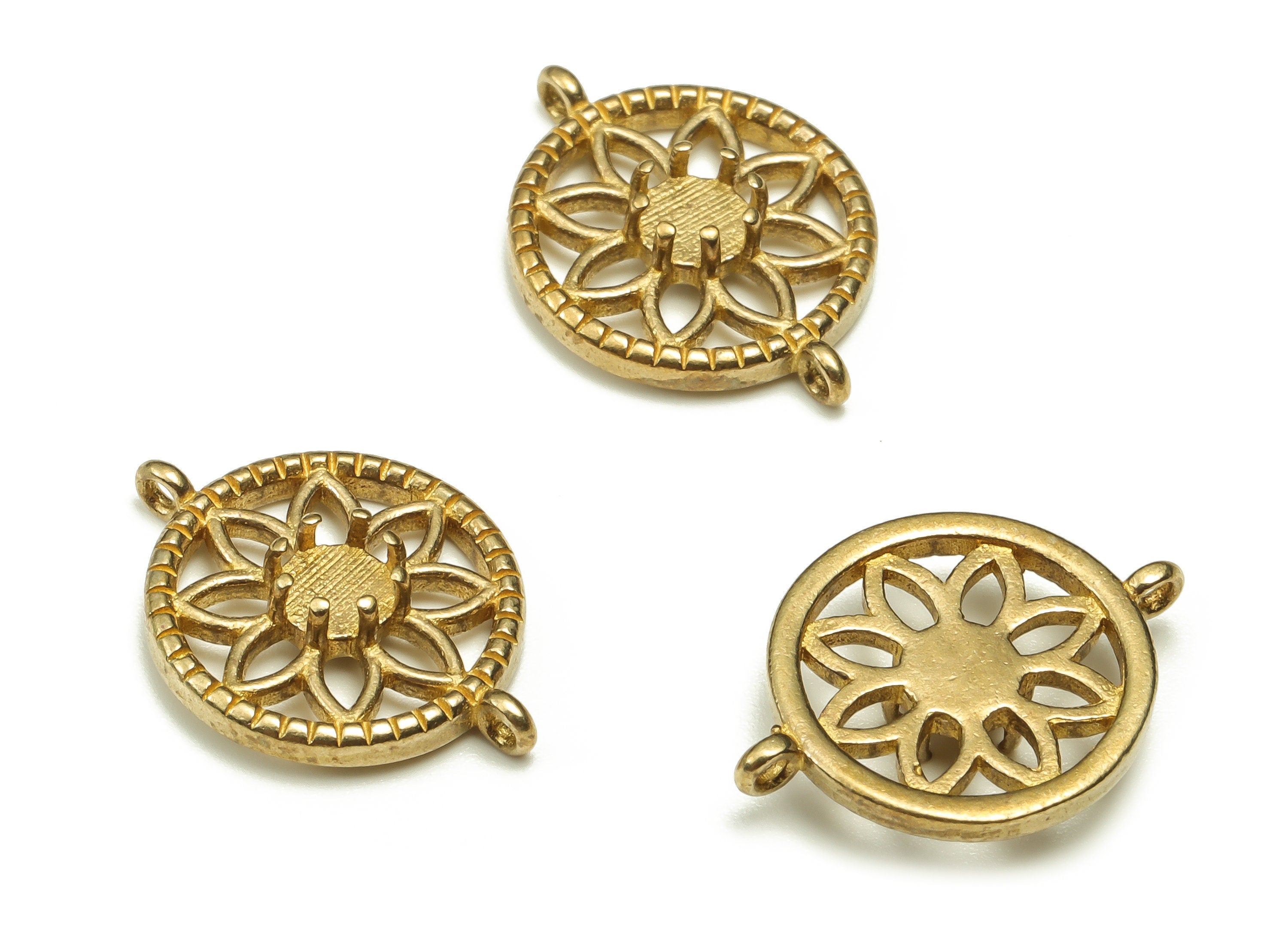 Brass Flower Earring Connector - Raw Brass Flowers Earring Charms - Earring Findings - Jewelry Making Supplies - 17.37x12.94x3.29mm - PP4465 - DOMEDBAZAAR