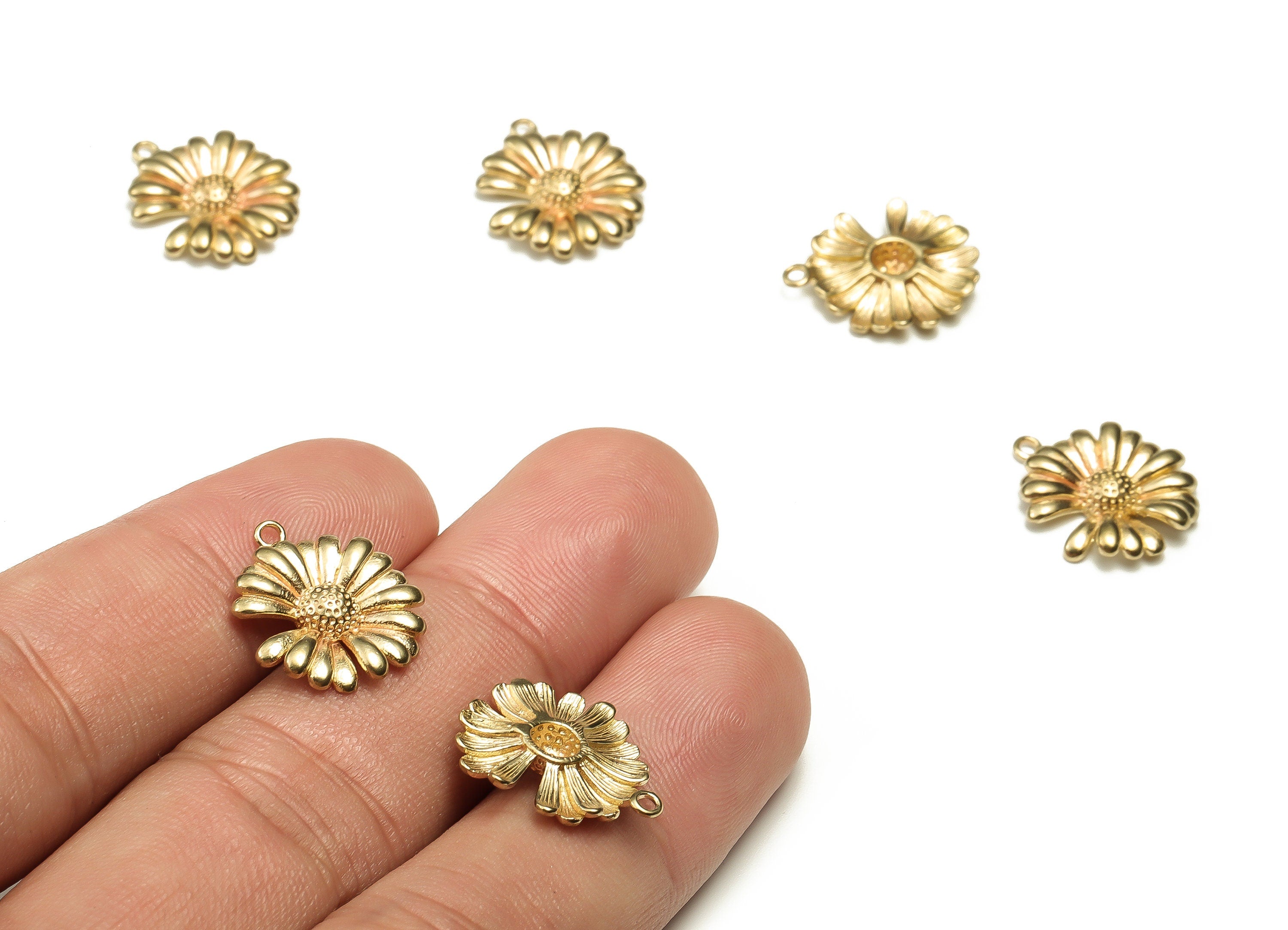 Brass Flower Earring Charms - Raw Brass Flower Pendant - Earring Findings - Jewelry Making Supplies - 16.68x14.49x3.07mm - PP4667 - DOMEDBAZAAR
