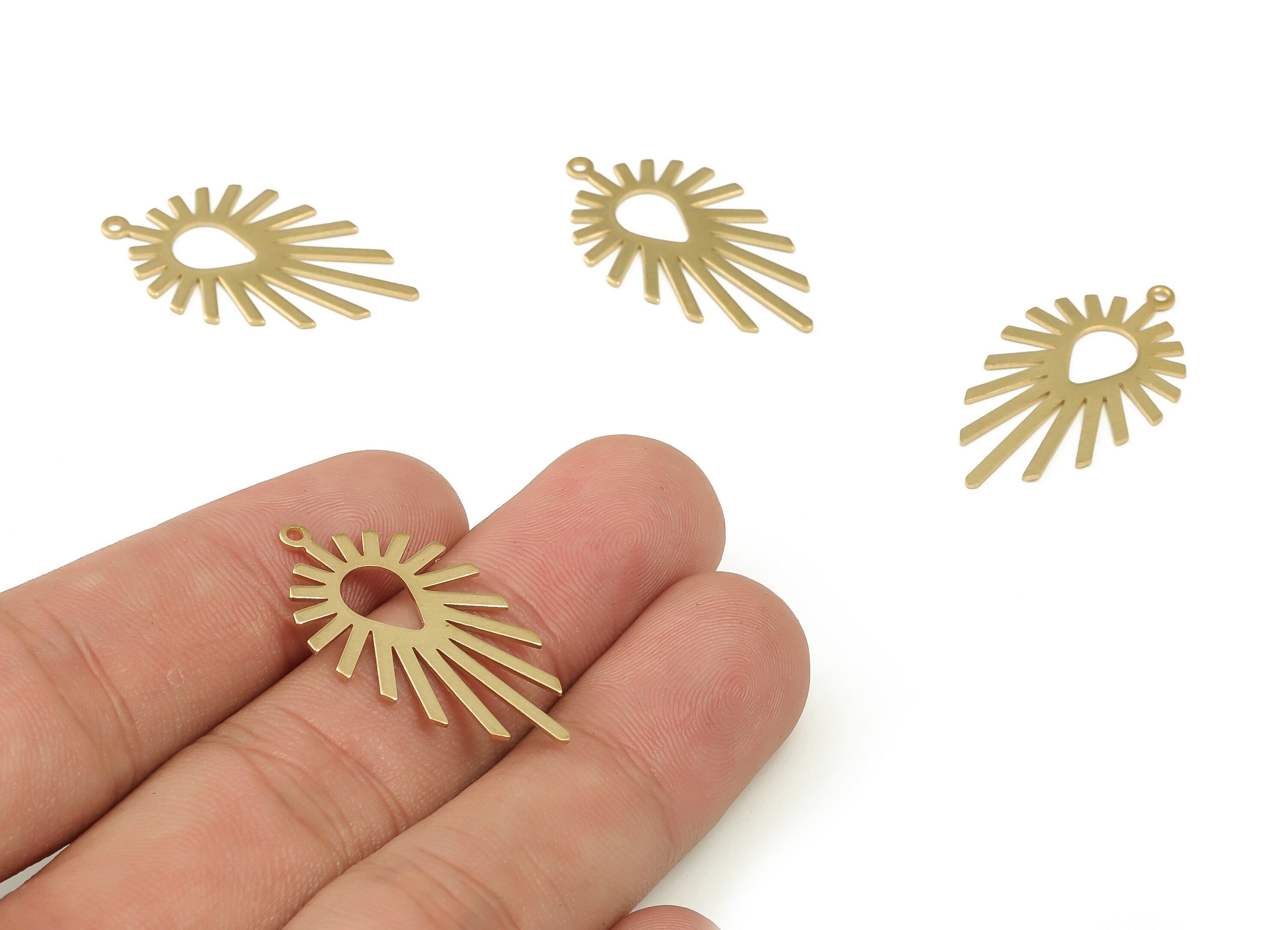 Brass Sun Earring Charms - Raw Brass Sun Pendant - Earring Findings - DIY Jewelry Making Supplies - 30.25x17.06x0.6mm - PP4614 - DOMEDBAZAAR
