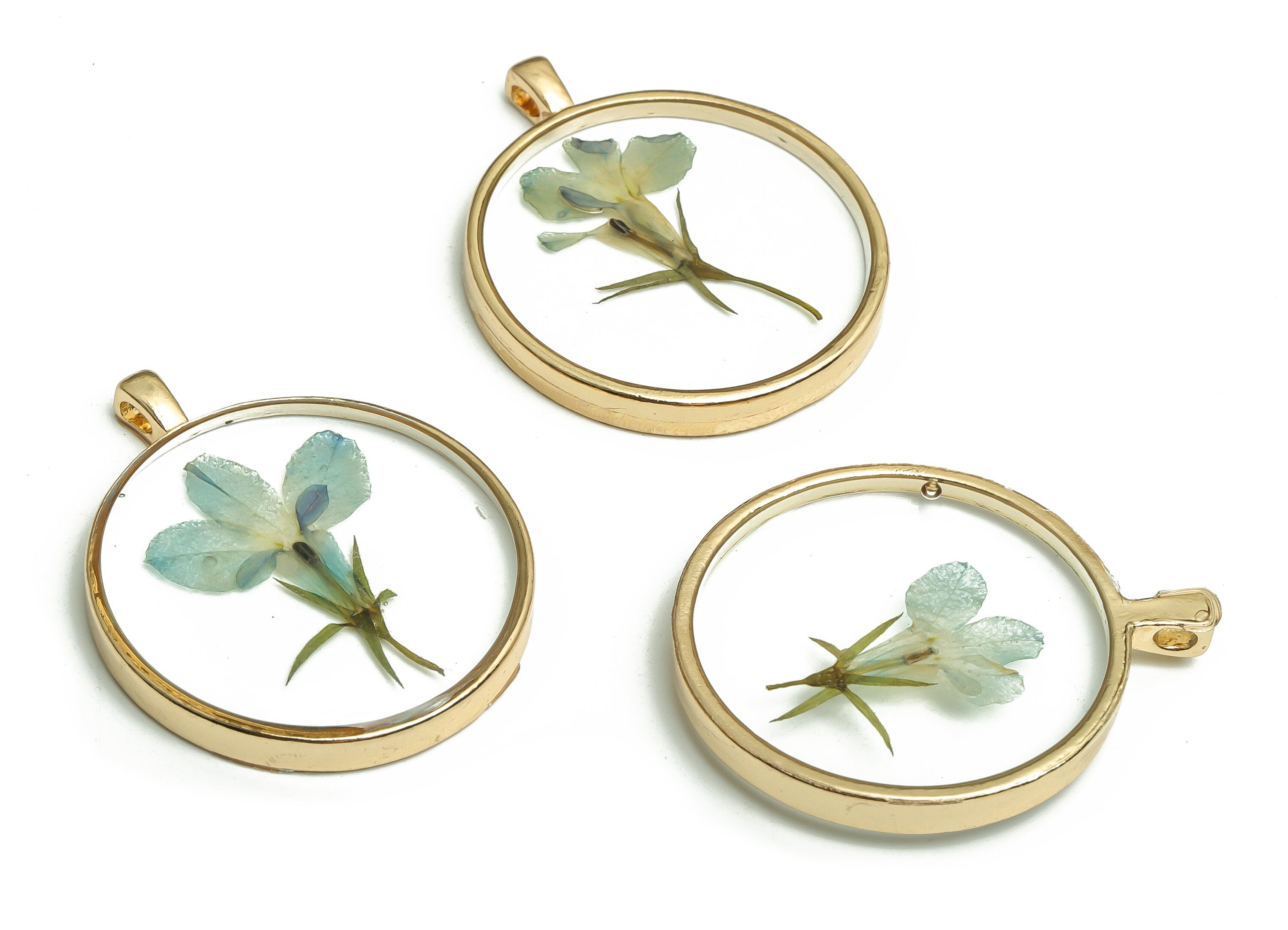 Epoxy Resin Round Real Flower Earring Charms - Pressed Garden Lobelia Pendant Charms - Gold Tone Plated Alloy -35.19x28.79x3.75mm- ZZ1940 - DOMEDBAZAAR