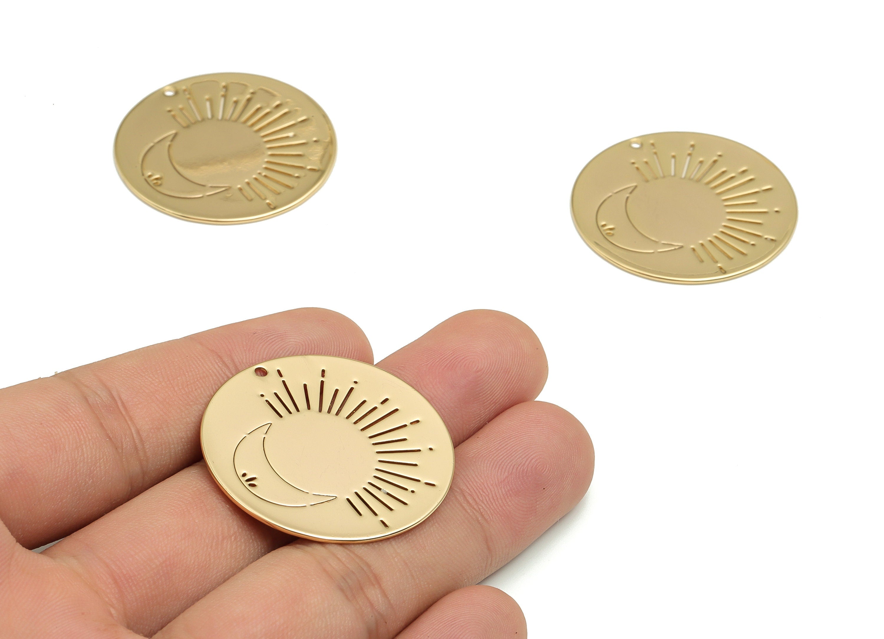 Brass Round Crescent Earring Charms - Gold Sun Moon Pendant - 18K Real Gold Plated Brass - Jewelry Supplies - 33.9x33.9x0.74mm - RGP4117 - DOMEDBAZAAR