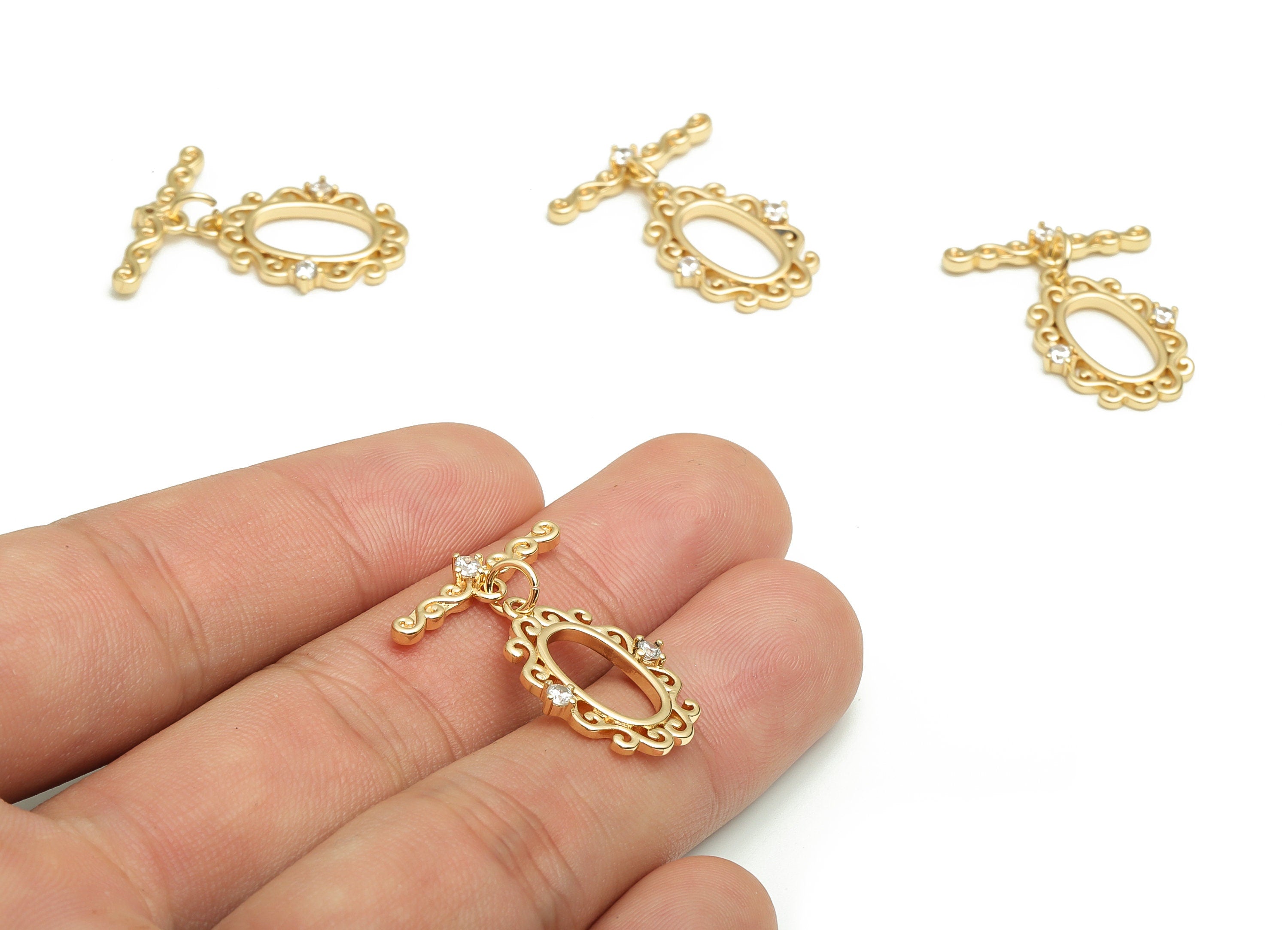 Oval Toggle Clasp With Zircons - Gold Tone Clover Toggle Clasp - 18K Real Gold Plated Brass - Jewelry Supplies - 26.74x20.81x2.54mm- RGP4055 - DOMEDBAZAAR