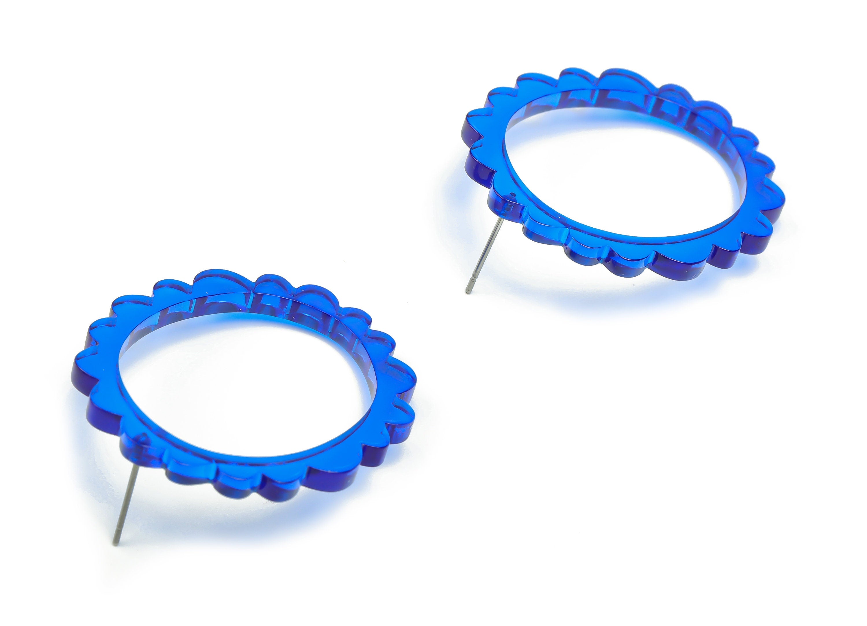 Acrylic Wave Oval Earring Post - Acrylic Flower Hoop Stud - 316 Surgical Stainless Steel - Color Code: A70 - 39.58x34.56x3.05mm - AC2359-A70 - DOMEDBAZAAR