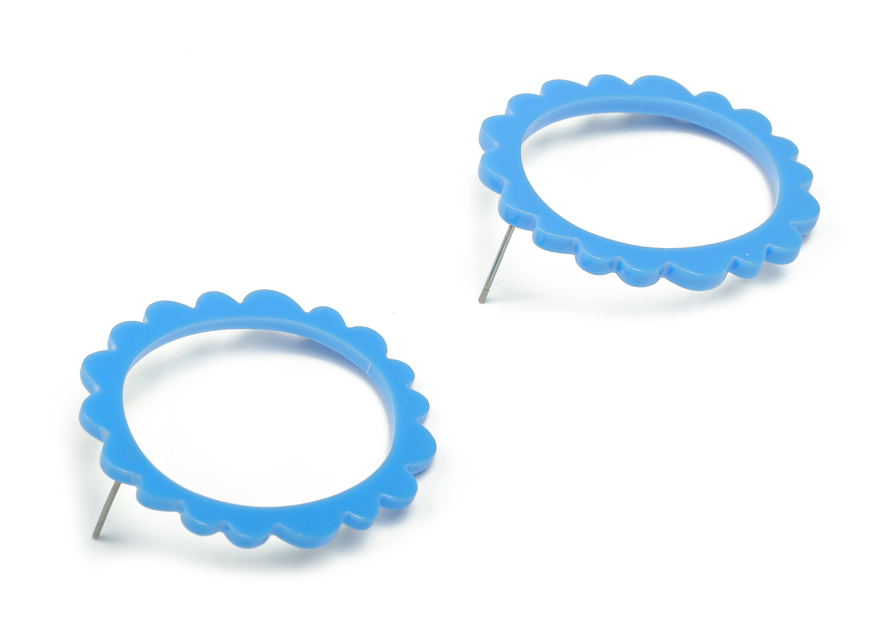 Acrylic Wave Oval Earring Post - Acrylic Flower Hoop Stud - 316 Surgical Stainless Steel - Color Code: A521 - 39.46x34.7x2.5mm - AC2359-A521 - DOMEDBAZAAR