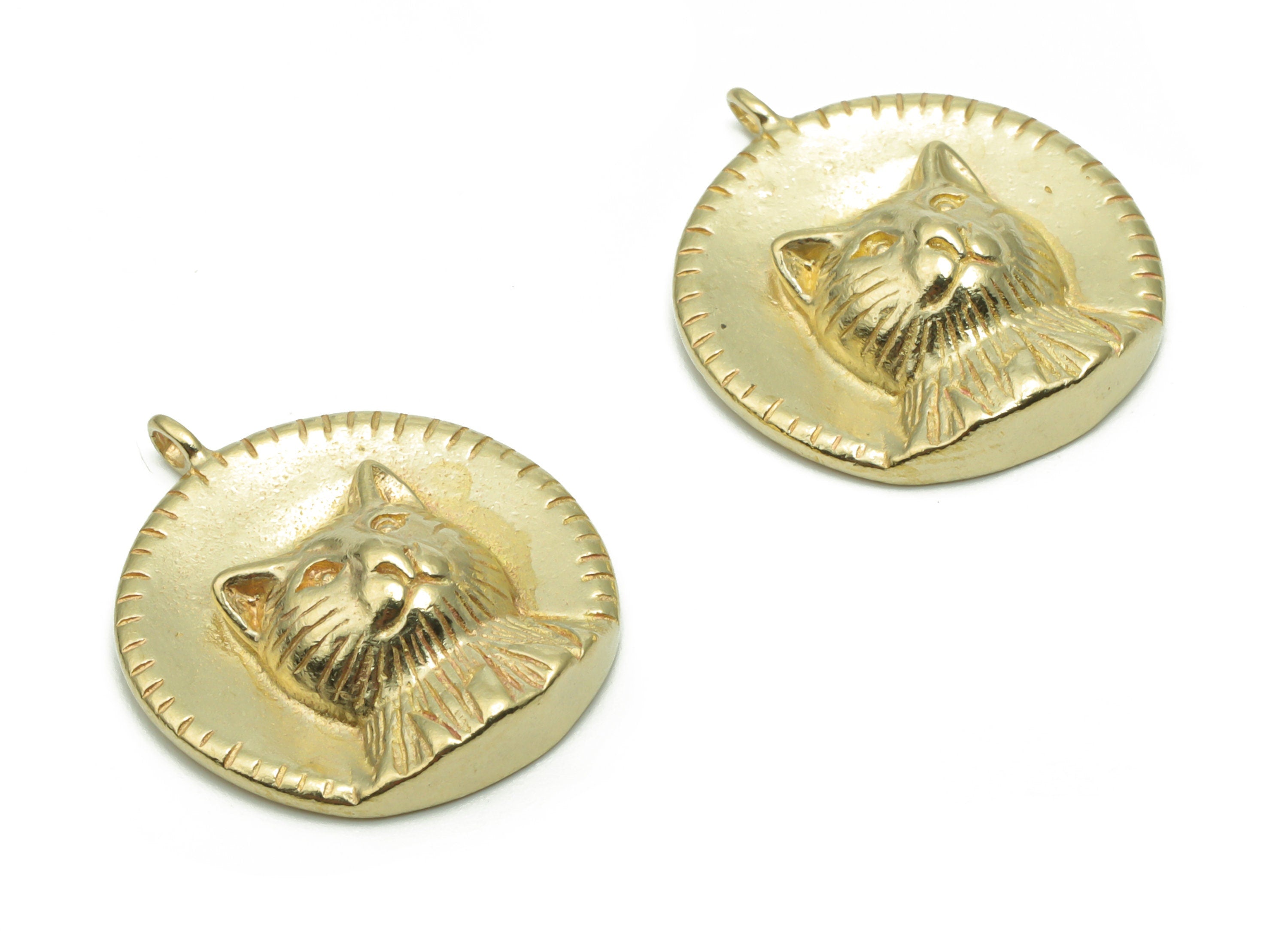 Brass Round Cat Earring Charms - Raw Brass Cat Engraved Pendant - DIY Jewelry Making Supplies - 22.32x19.12x1.16mm - PP5005 - DOMEDBAZAAR