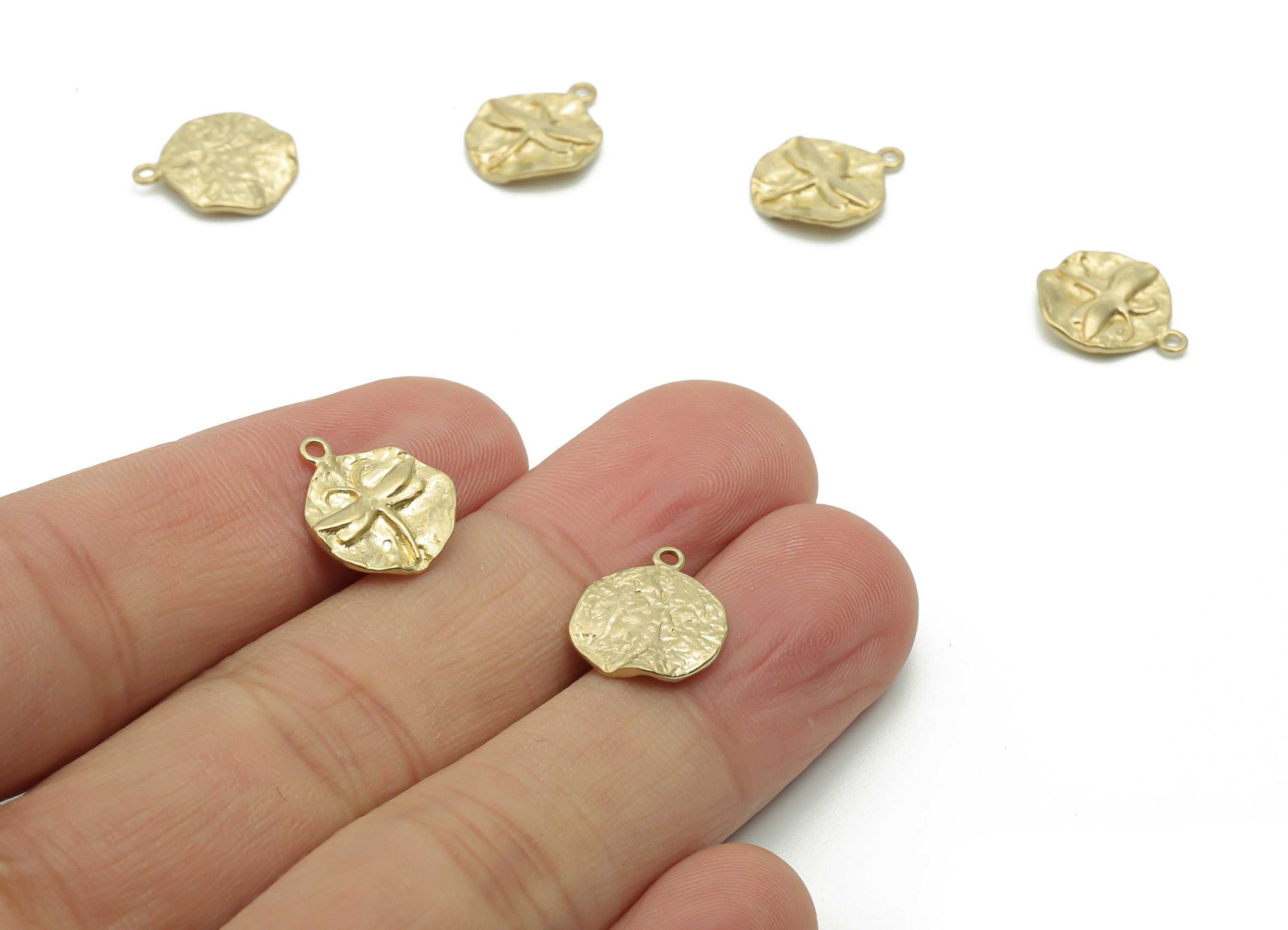Brass Hammered Round Dragonfly Earring Charms - Raw Brass Dragonfly Circle Pendant - Jewelry Making Supplies - 13.99x11.56x1.58mm - PP5012 - DOMEDBAZAAR