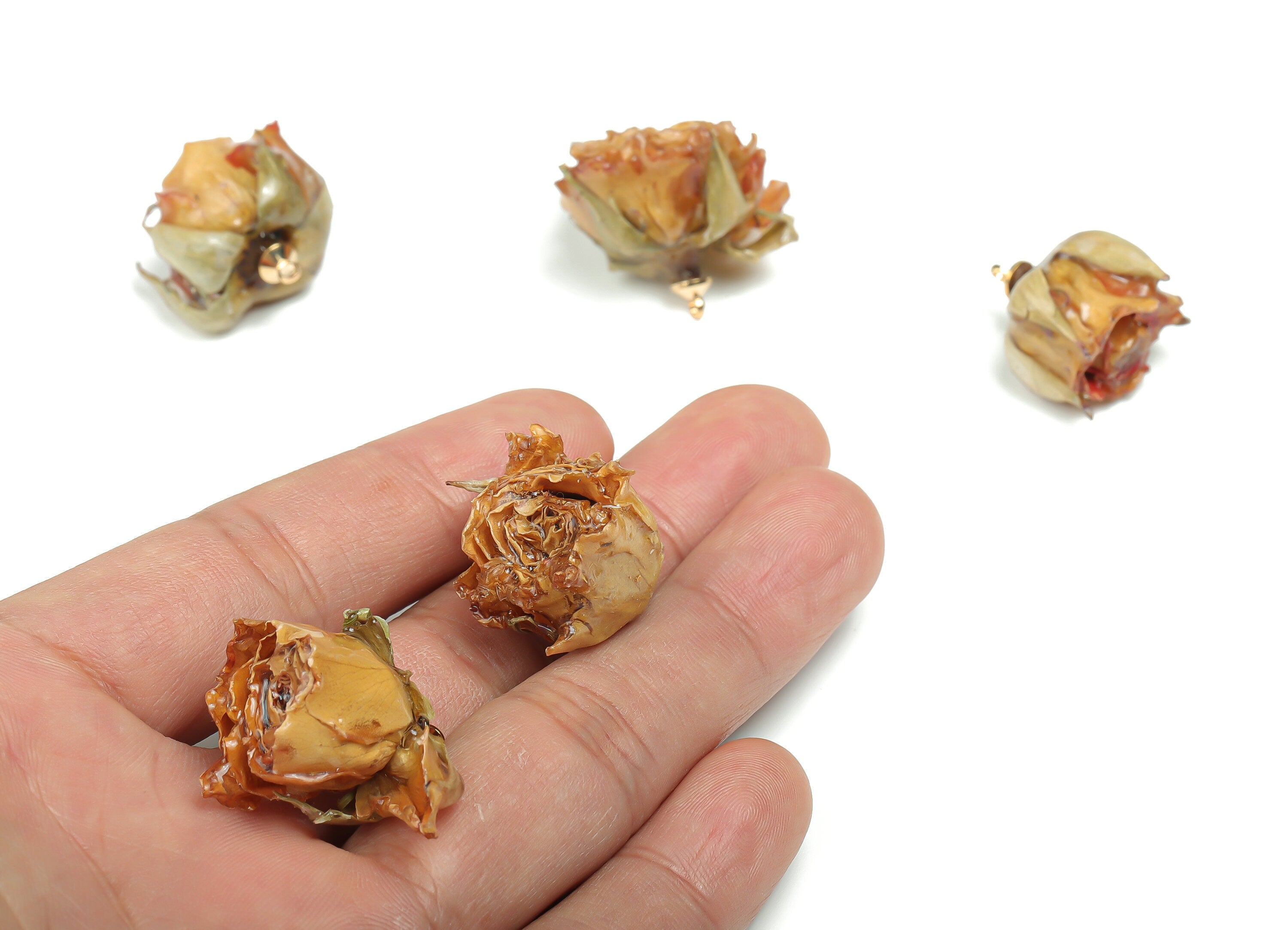 Brass Rose Model Earring Charms -Real Flower Pendant - Dried Real Flower Pendant -Rose Model Earring Charms – 23.98x24.84x23.84mm - RC1196 - DOMEDBAZAAR