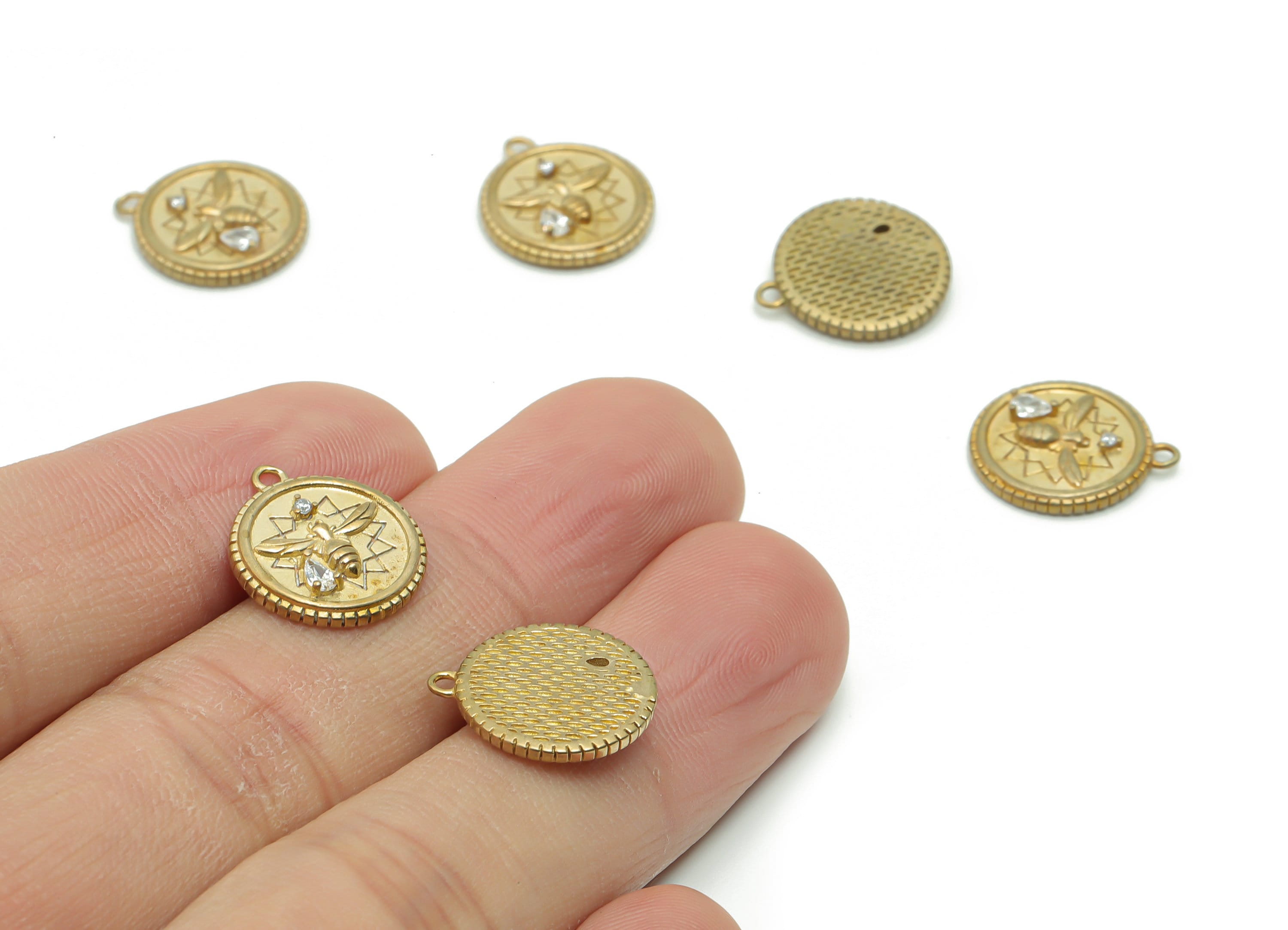 Brass Round Bee Earring Charms With Zircons - Raw Brass Circle Star Pendant - Jewelry Making Supplies - 15.86x13.72x2.85mm - PP4951 - DOMEDBAZAAR