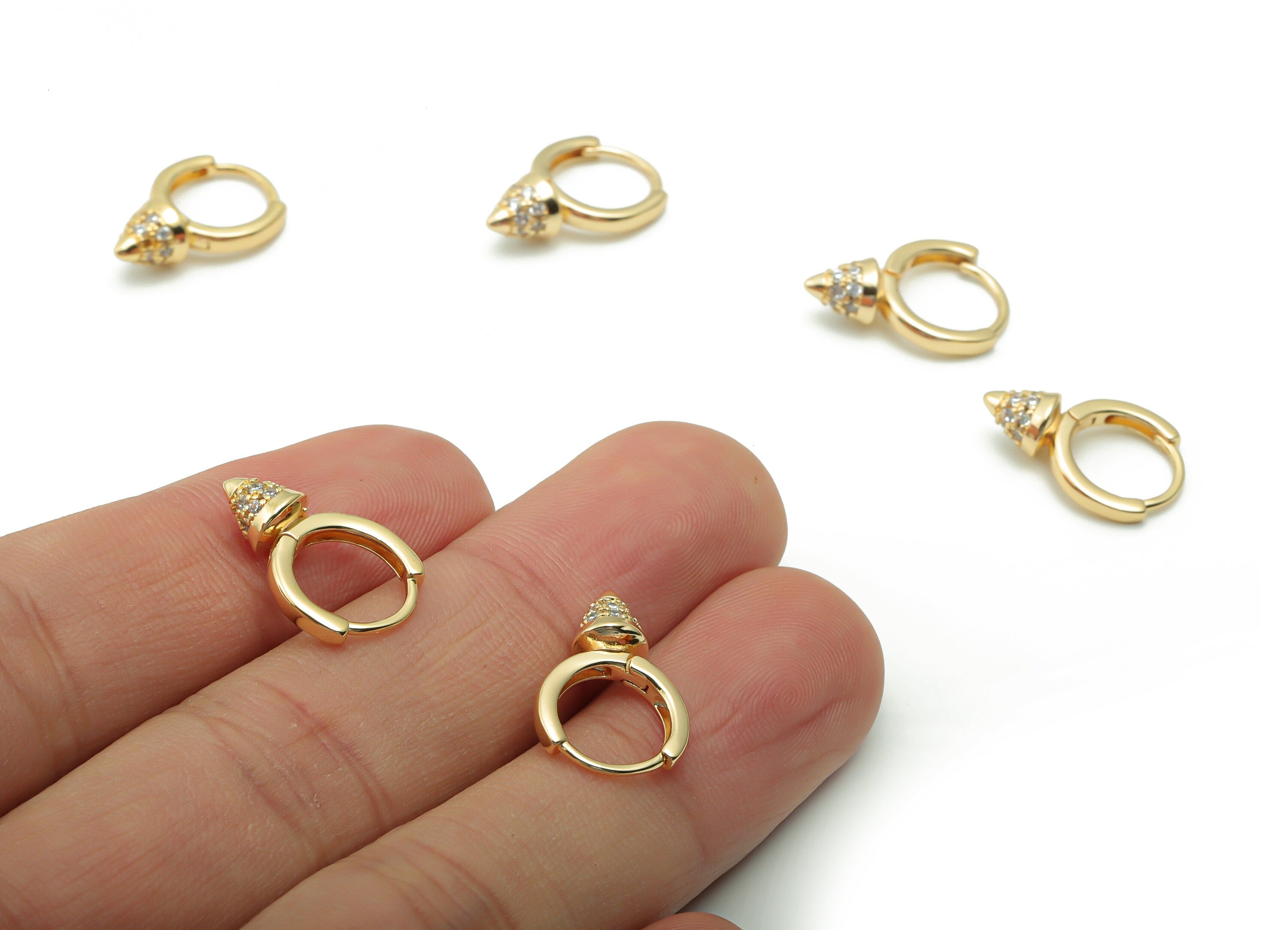 Brass Cone Round Hoop Earrings With Zircons - Gold Zircon Claps Earring – 18K Real Gold Plated Brass - 17.33x11.62x5.63mm - RGP4205 - DOMEDBAZAAR