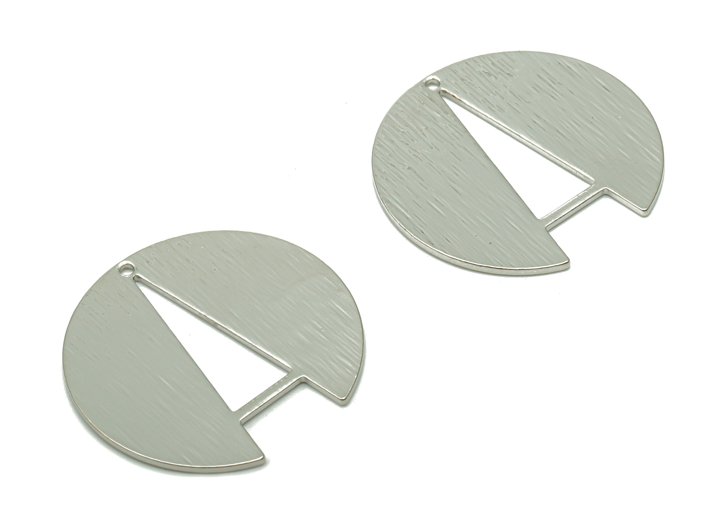 Brass Textured Round Earring Charms - Brass Circle A Pendant - Silver Tone Plated Brass - Jewelry Supplies - 25.07x24.3x0.8mm - PP2516S - DOMEDBAZAAR