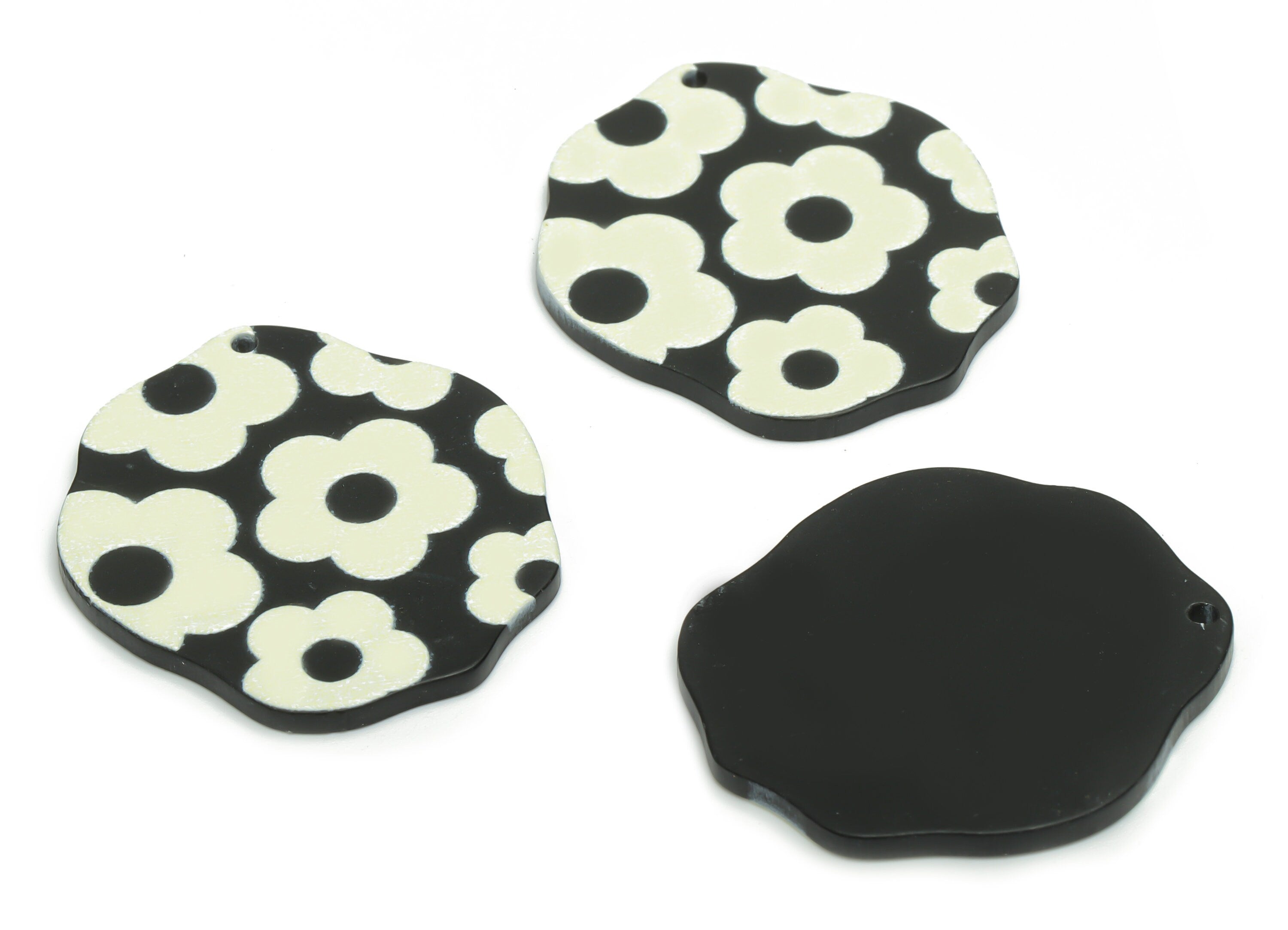 Acrylic Geometry Earring Charms - Acrylic Flower Pendant - Jewelry Making Supplies - 34.53x31.3x2.64mm - AC2434 - DOMEDBAZAAR