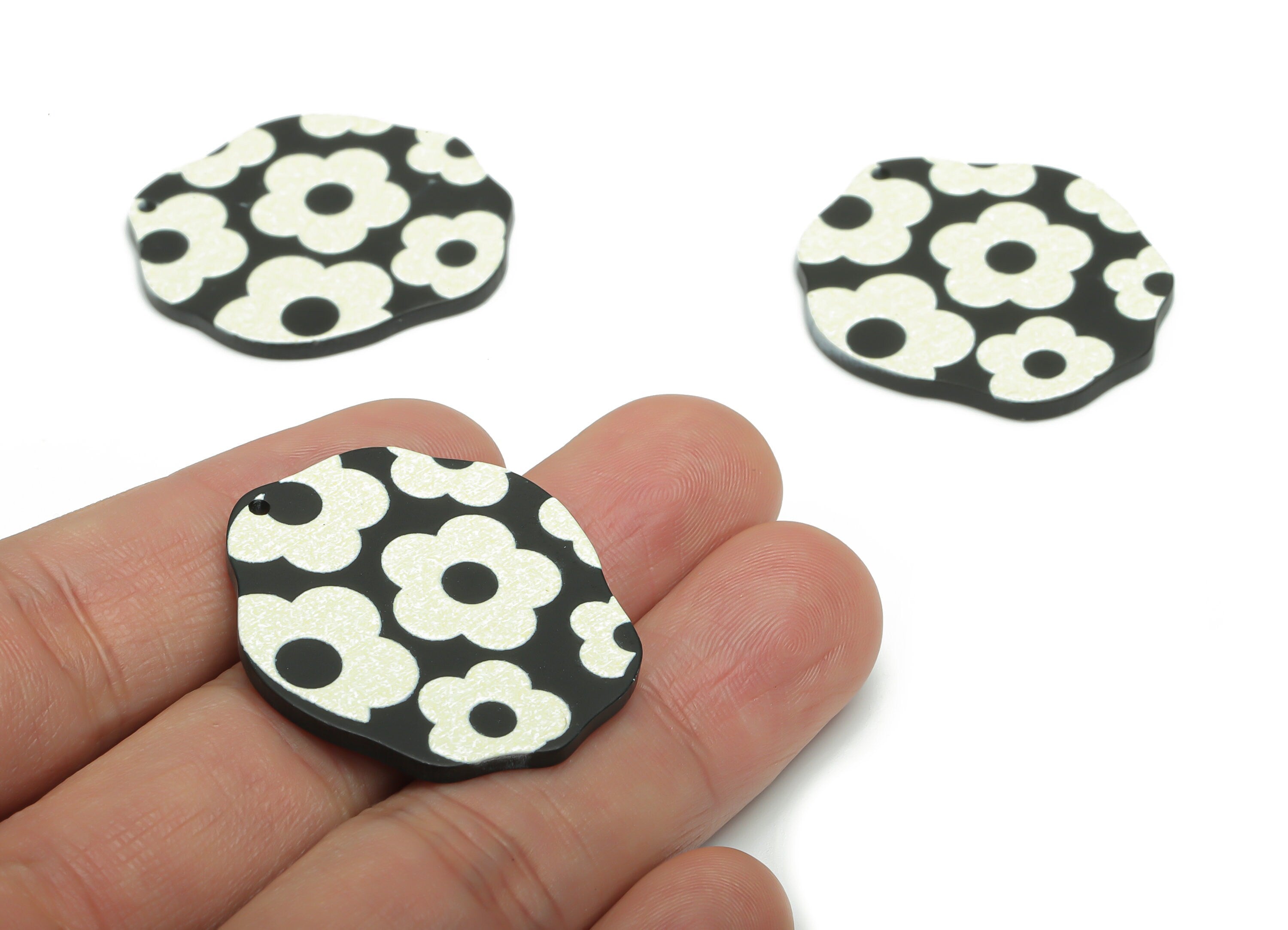 Acrylic Geometry Earring Charms - Acrylic Flower Pendant - Jewelry Making Supplies - 34.53x31.3x2.64mm - AC2434 - DOMEDBAZAAR
