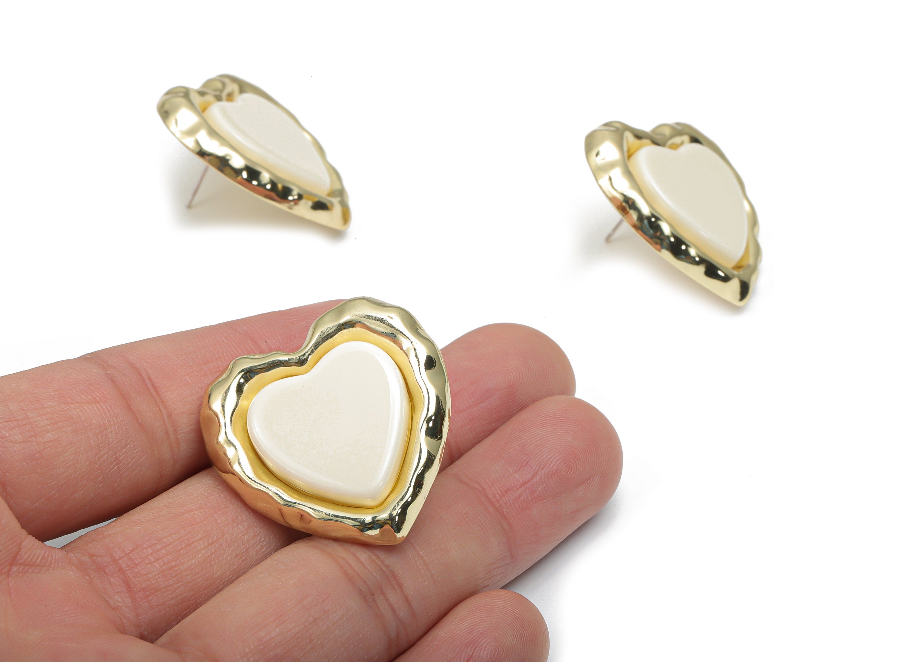 Alloy Heart Earring Stud - Alloy Heart Earring Post - Silver Plated Cupronickel Stud - Gold Tone Plated Alloy - 31.22x31.1x4.6mm - ZZ1975 - DOMEDBAZAAR