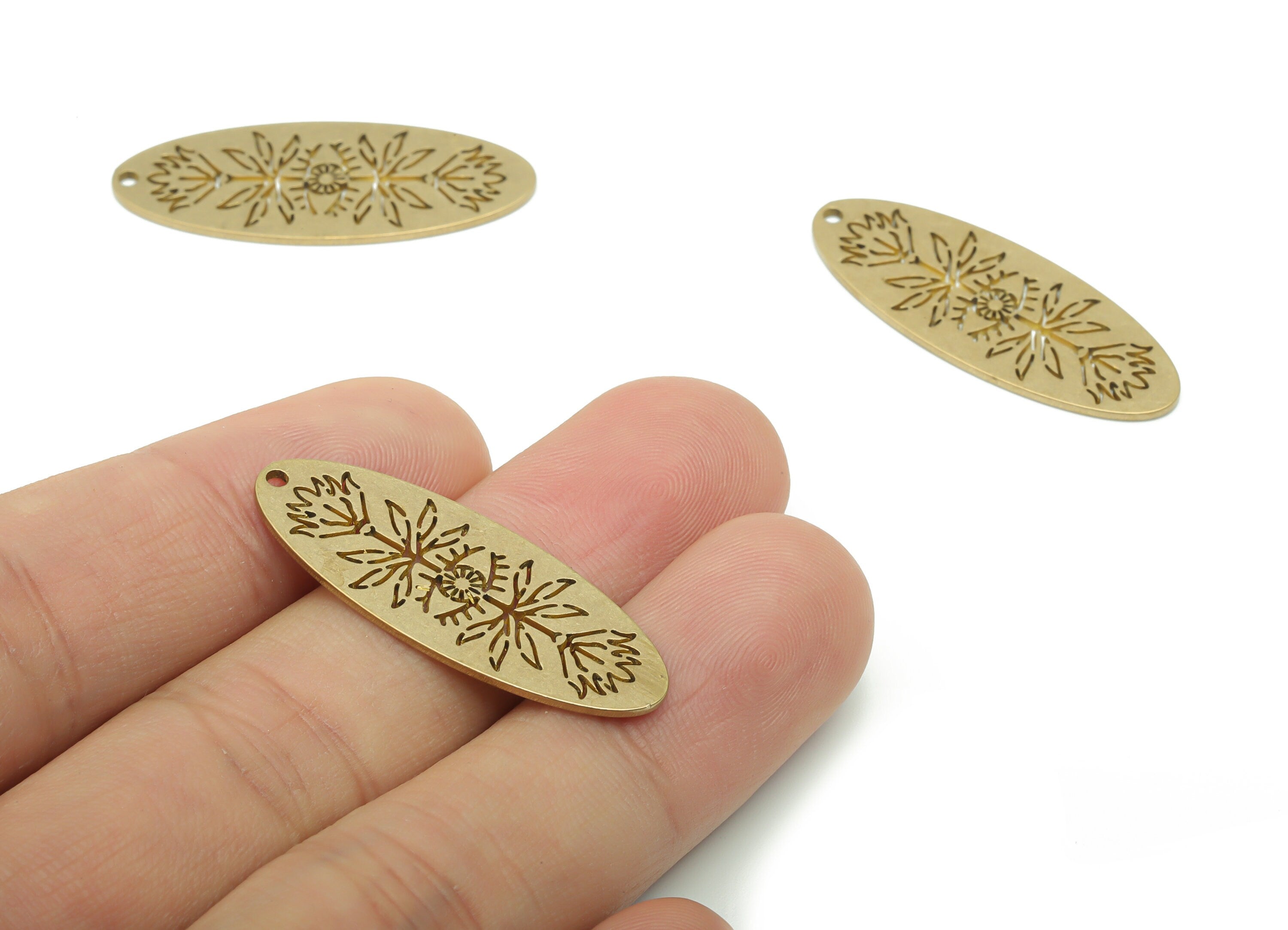 Brass Oval Eye Flowers Earring Charms - Raw Brass Oval Sun Pendant - Jewelry Making Supplies - 34.66x13.53x0.84mm - PPA1017 - DOMEDBAZAAR