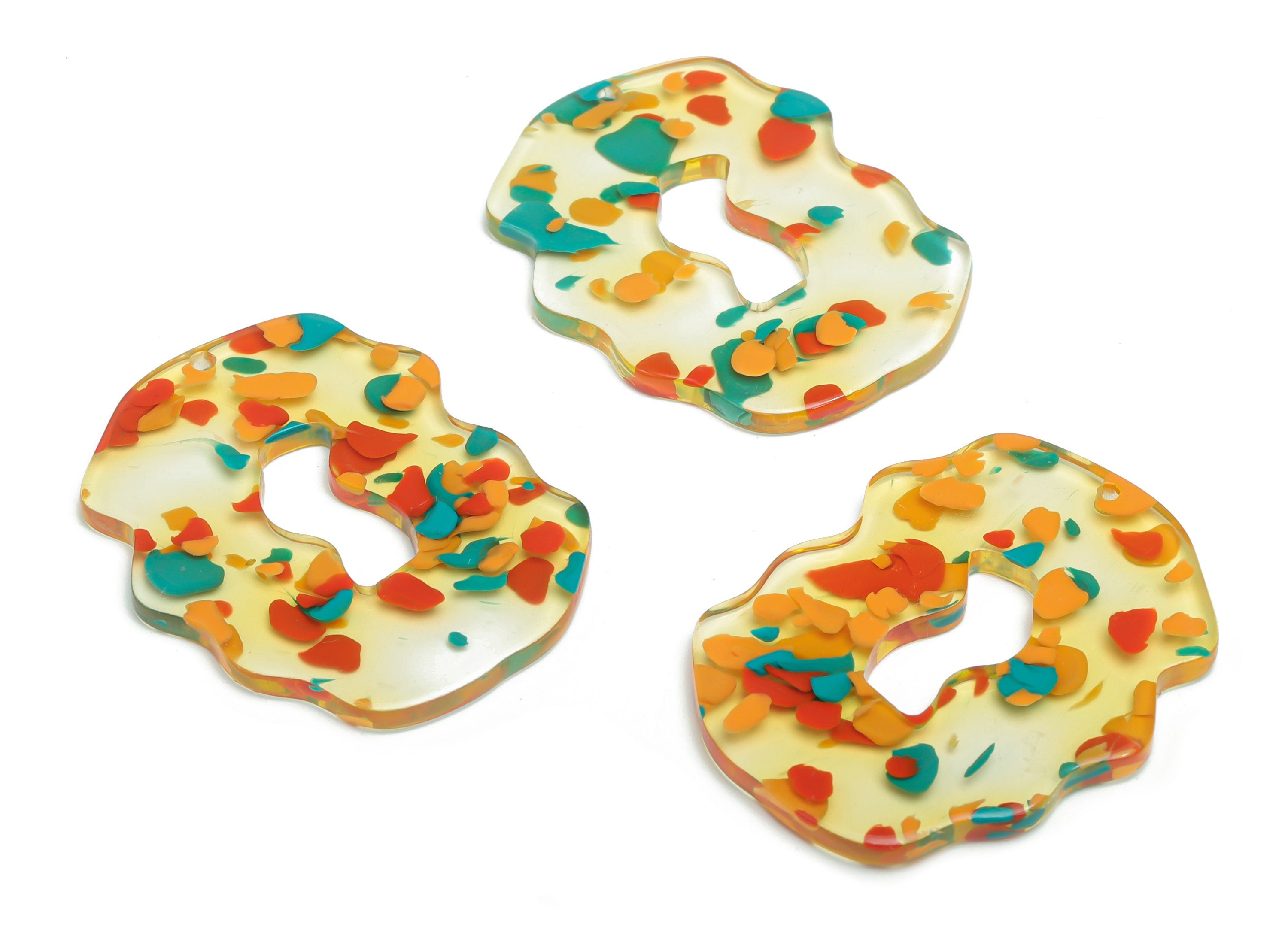 Acrylic Irregular Earring Charms - Acrylic Geometry Pendant - Jewelry Making Supplies - Color Code: A821 - 39.21x30.66x2.49mm - AC2438-A821 - DOMEDBAZAAR
