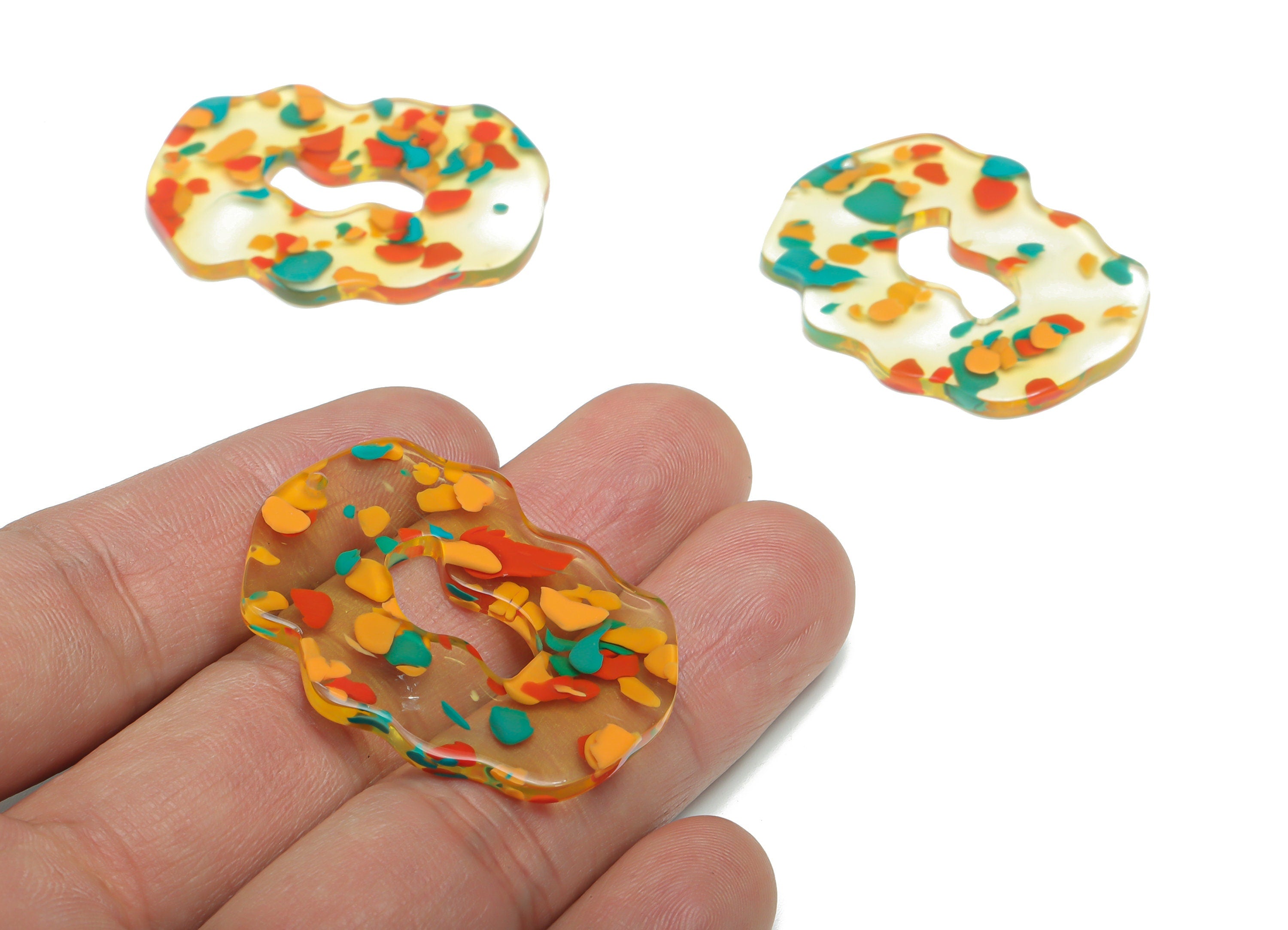 Acrylic Irregular Earring Charms - Acrylic Geometry Pendant - Jewelry Making Supplies - Color Code: A821 - 39.21x30.66x2.49mm - AC2438-A821 - DOMEDBAZAAR