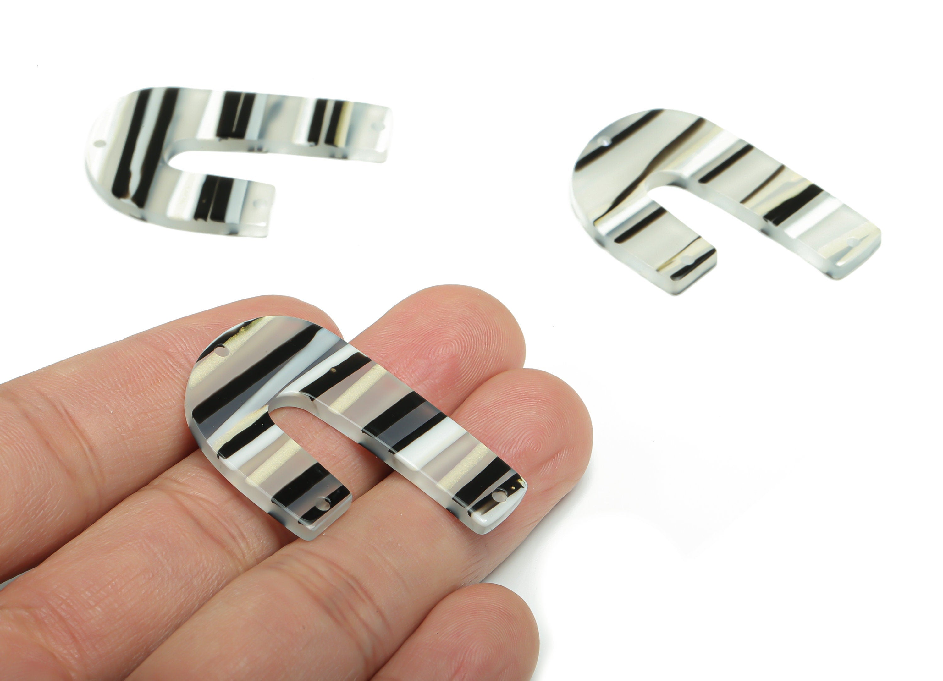 Acrylic J Earring Connectors - Acrylic U Charms and Pendant - 3 Holes - Jewelry Supplies - Color Code:A773 - 39.74x26.03x2.4mm - AC2376-A773 - DOMEDBAZAAR