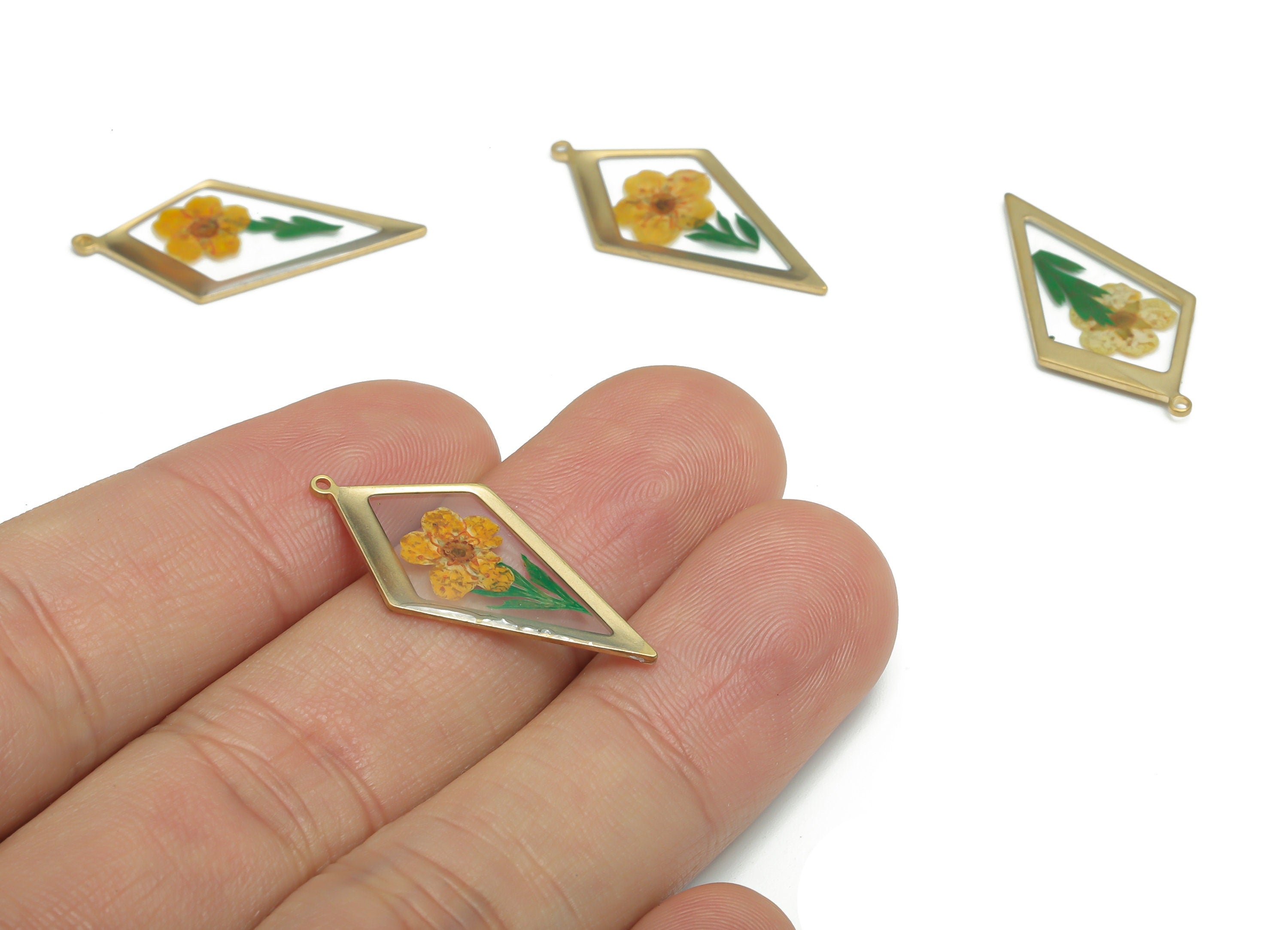 Brass Deltoid Diamond Earring Charms - Resin Real Epoxy Flower Pendant – Yellow Daffodils Dried Flower Charm – 28.39x14.02x1.26mm - RC1157B - DOMEDBAZAAR