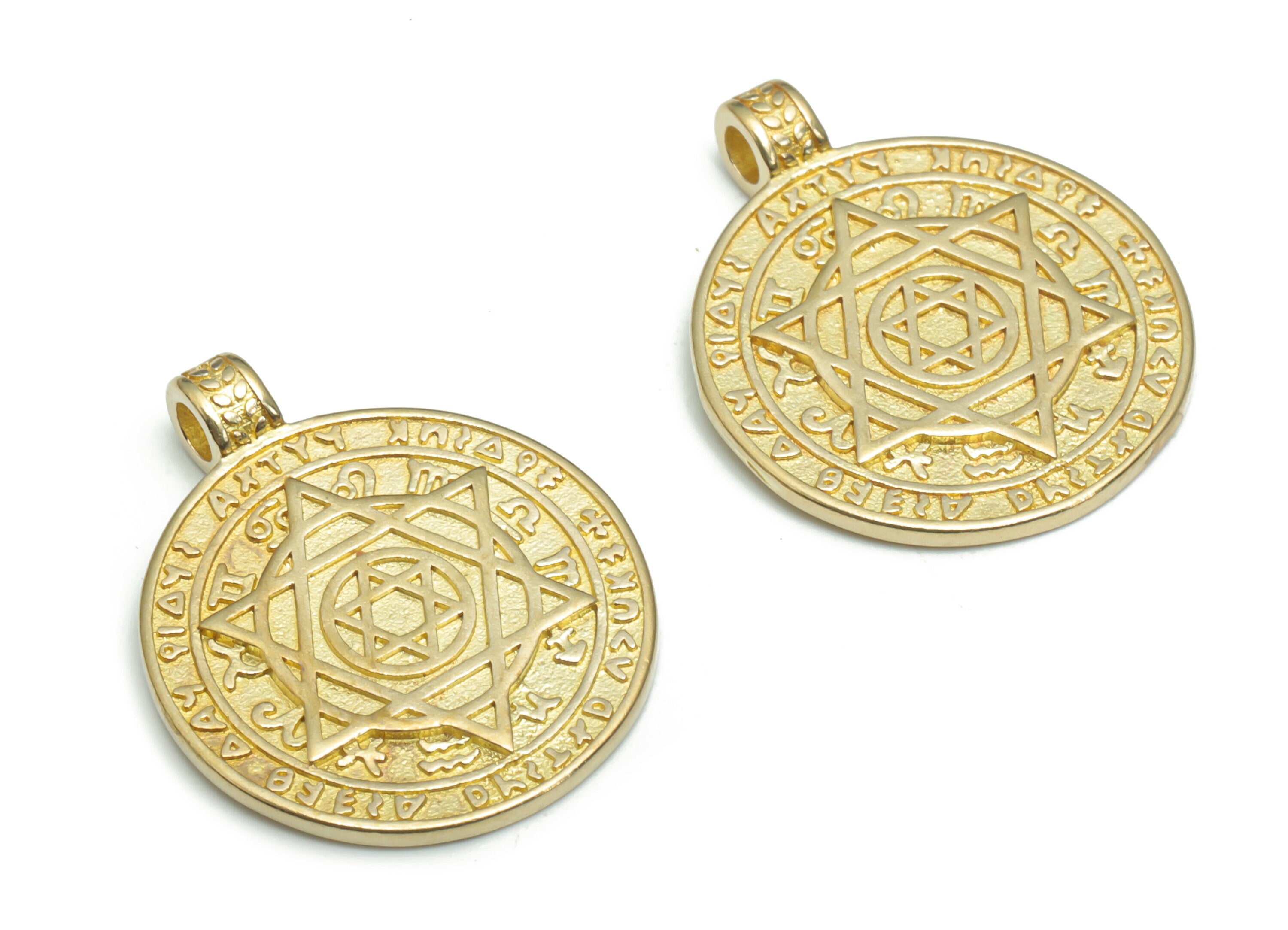 Brass Round Planet Earring Charms - Raw Brass Circle Star Pendant - DIY Jewelry Making Supplies - 21.42x17.72x1.63mm - PP5157 - DOMEDBAZAAR