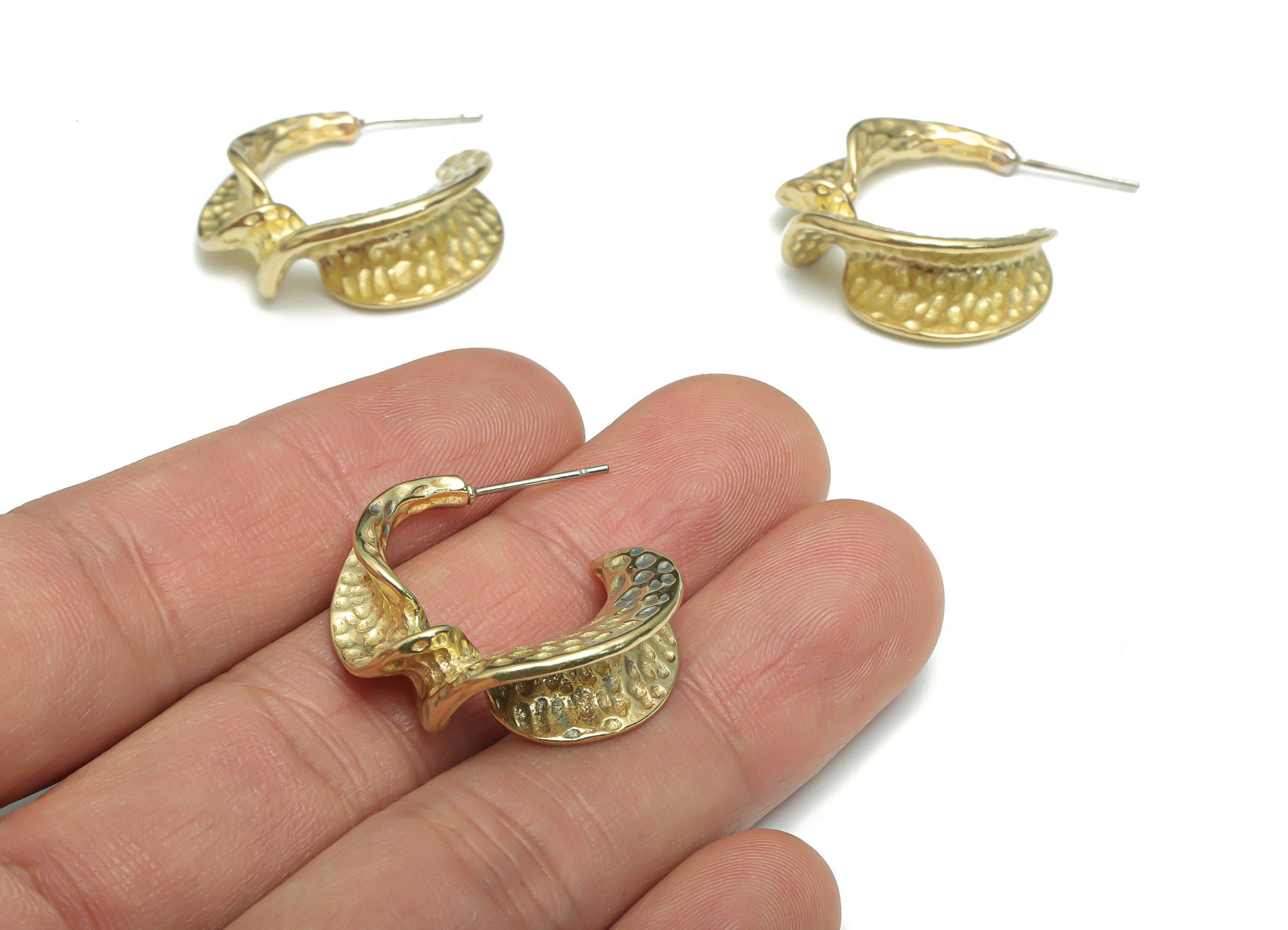 Brass Hammered C Earring Stud - Raw Brass C Irregular Earring Post - Open Hoop Stud - Stainless Steel Stud - 25.95x24.13x1.58mm - PP5149 - DOMEDBAZAAR