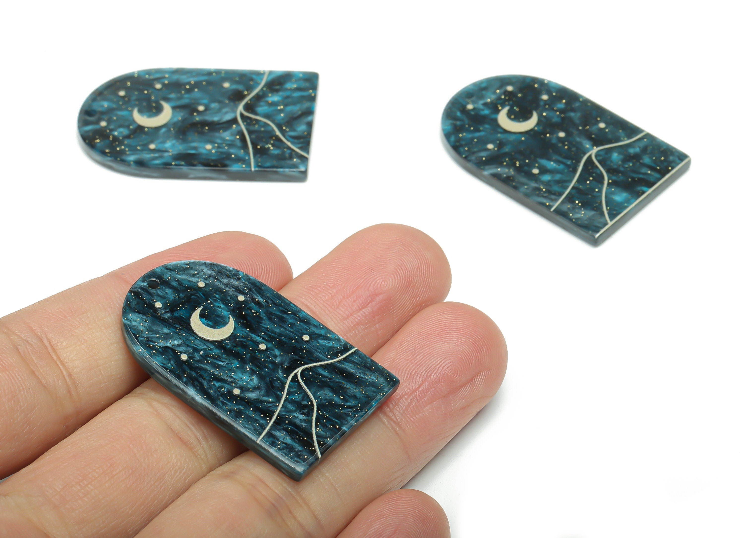 Acrylic Domed Crescent Earring Charms - Acrylic D Star Mountain Pendant - 1001 Nights - Color Code: A811 - 37.77x23.15x2.74mm - AC2410-A811 - DOMEDBAZAAR