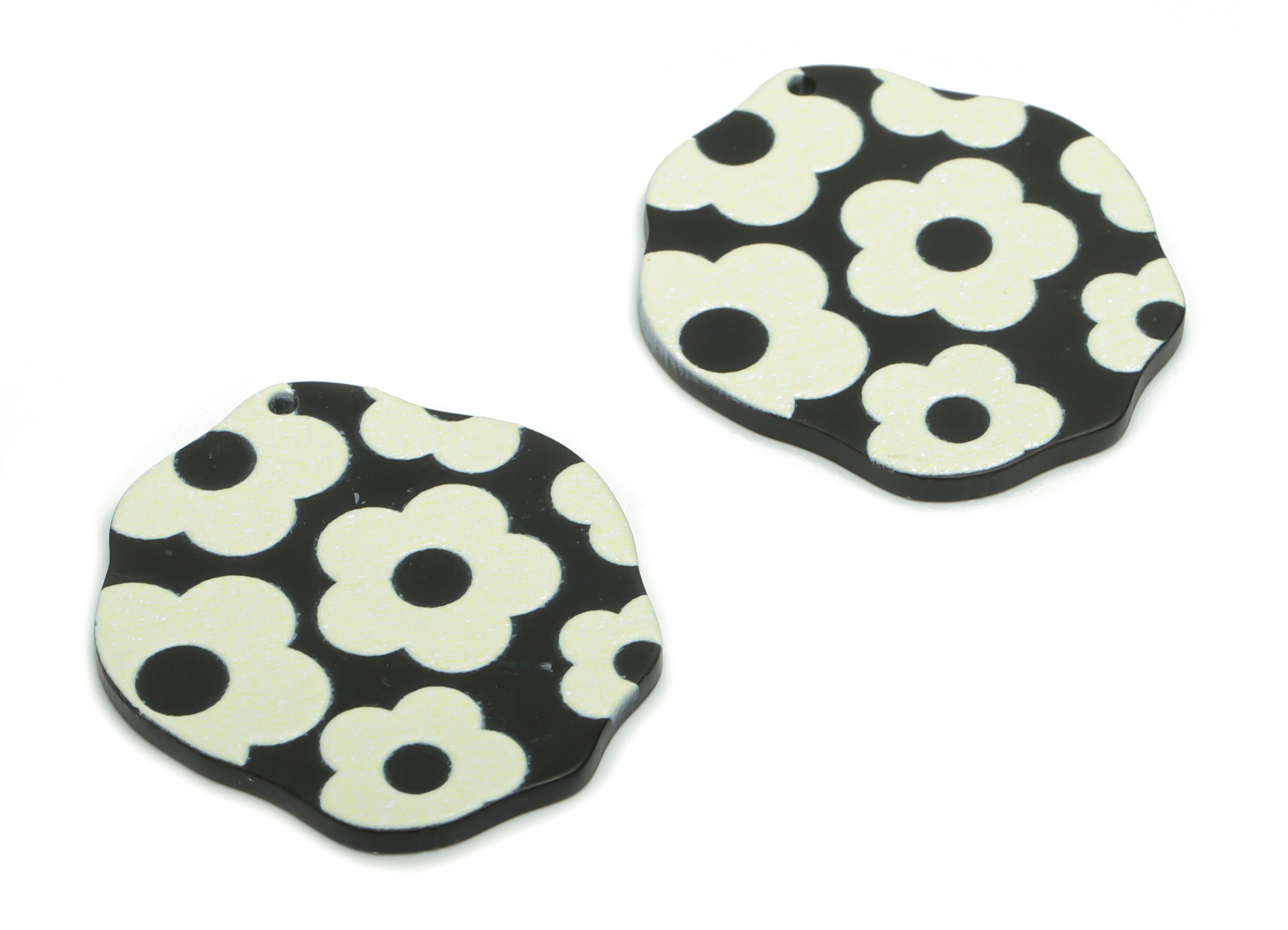 Acrylic Geometry Earring Charms - Acrylic Flower Pendant - Jewelry Making Supplies - 34.53x31.3x2.64mm - AC2434 - DOMEDBAZAAR