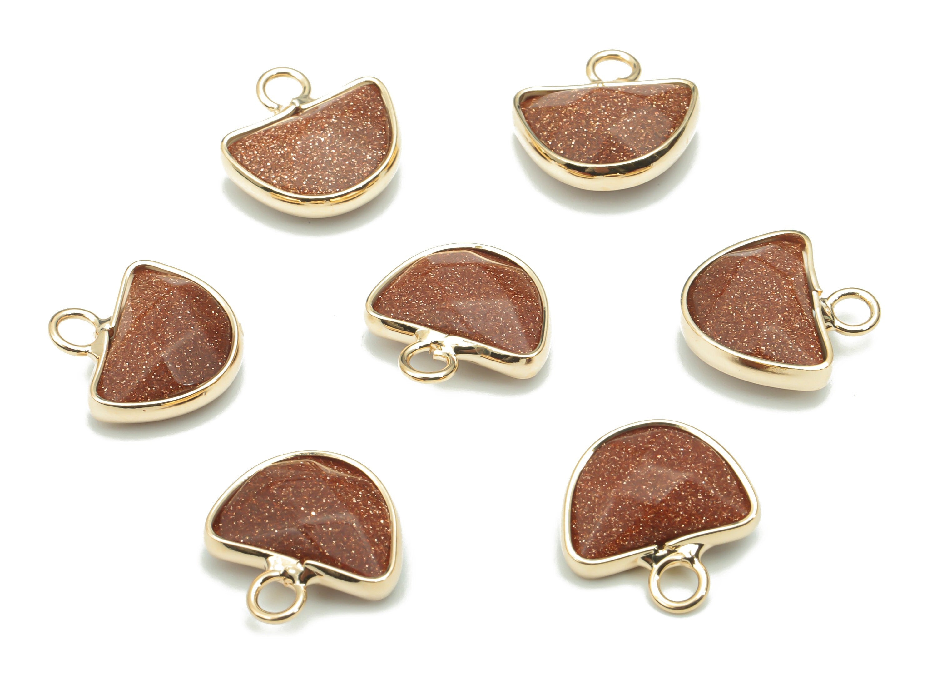 Goldenstone Natural Stone Domed Earring Charms - Brass Arrow Domed Pendant - Gold Tone Plated Brass – 13.48x13.36x5.09mm – NS1654B - DOMEDBAZAAR