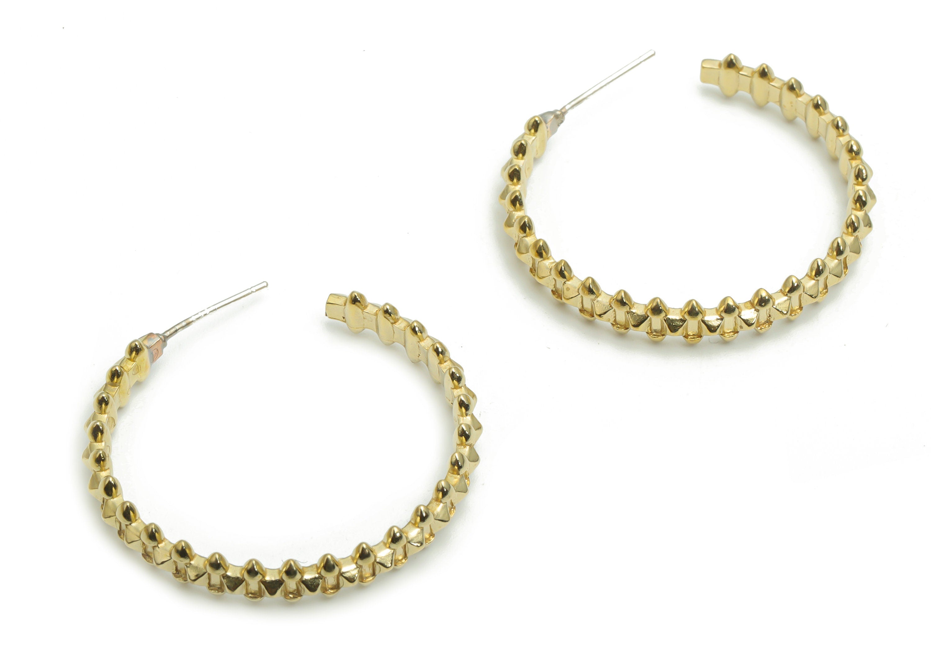 Brass C Bullet Stud - Raw Brass C Bullet Post - Open Hoop Stud - Silver Plated Cupronickel - Jewelry Supplies - 30.84x29.62x2.34mm - PP5135 - DOMEDBAZAAR