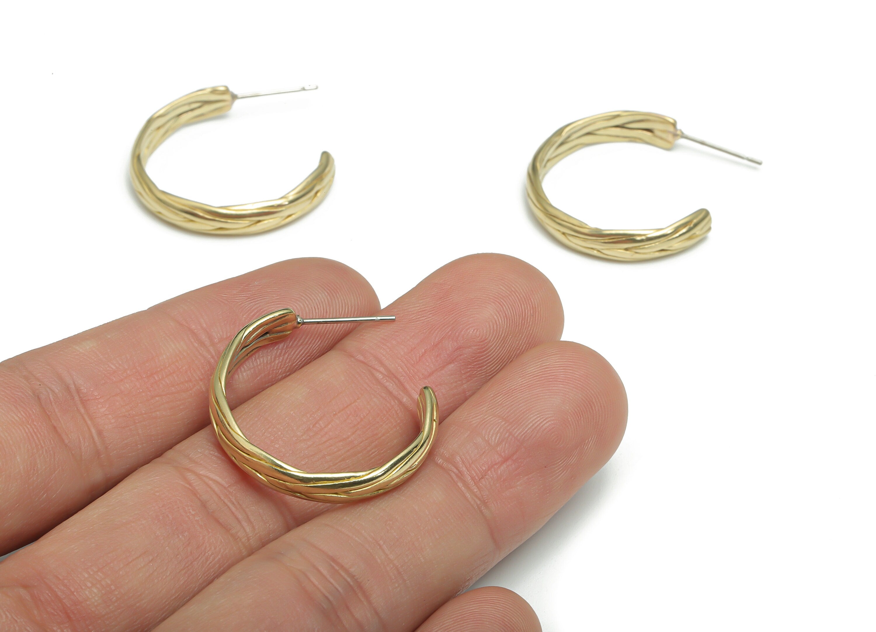 Brass C Earring Stud - Raw Brass C Chain Hoop Post - Open Hoop Stud - Stainless Steel Stud - Jewelry Supplies - 25.2x21.72x1.92mm - PP5151 - DOMEDBAZAAR