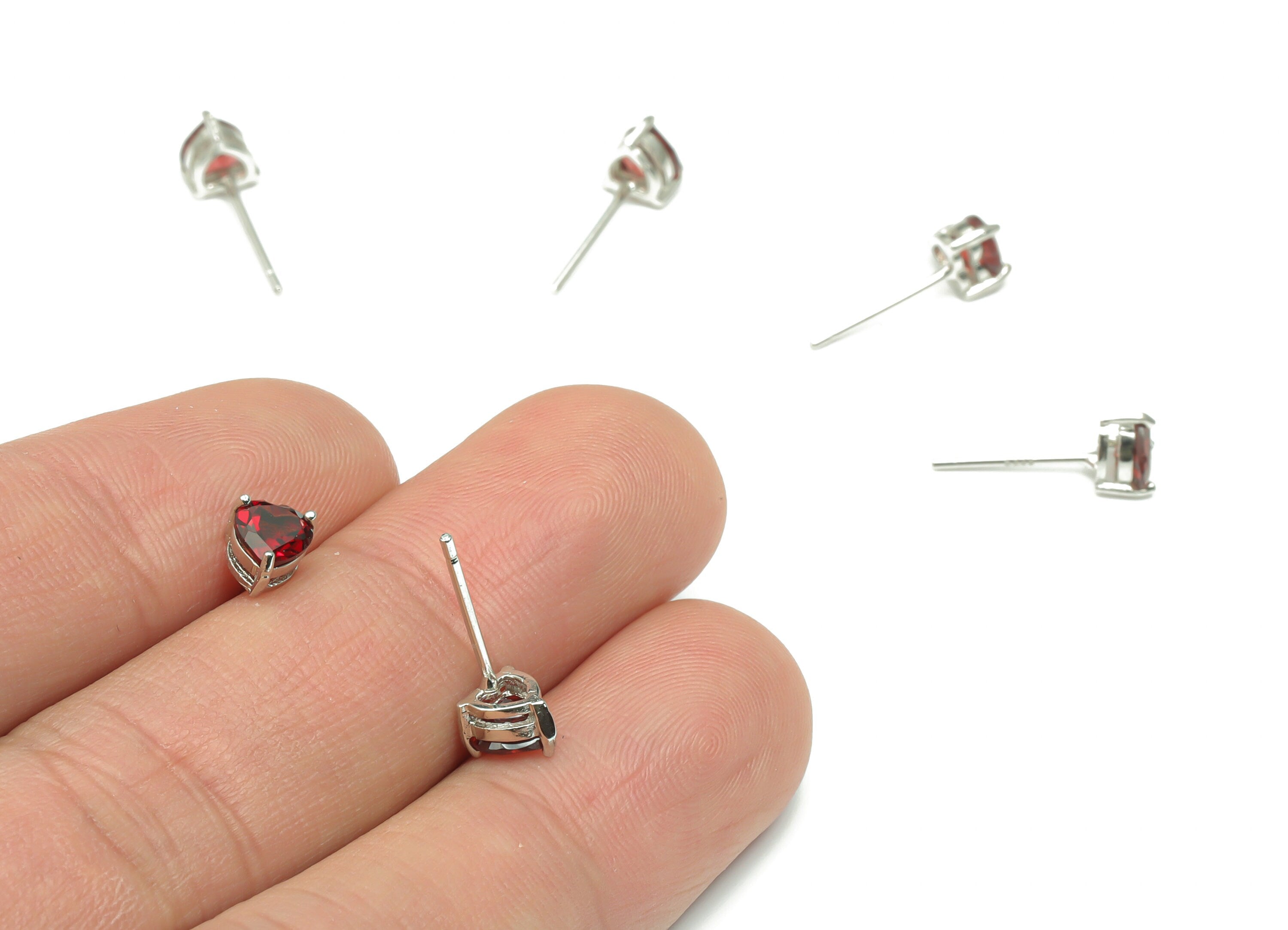 Sterling Silver Garnet Stud Earrings - Heart Natural Stone Earring Post - 925 Silver Earrings - Minimalist Style - 5.86x5.32x3.9mm – SI1007C - DOMEDBAZAAR