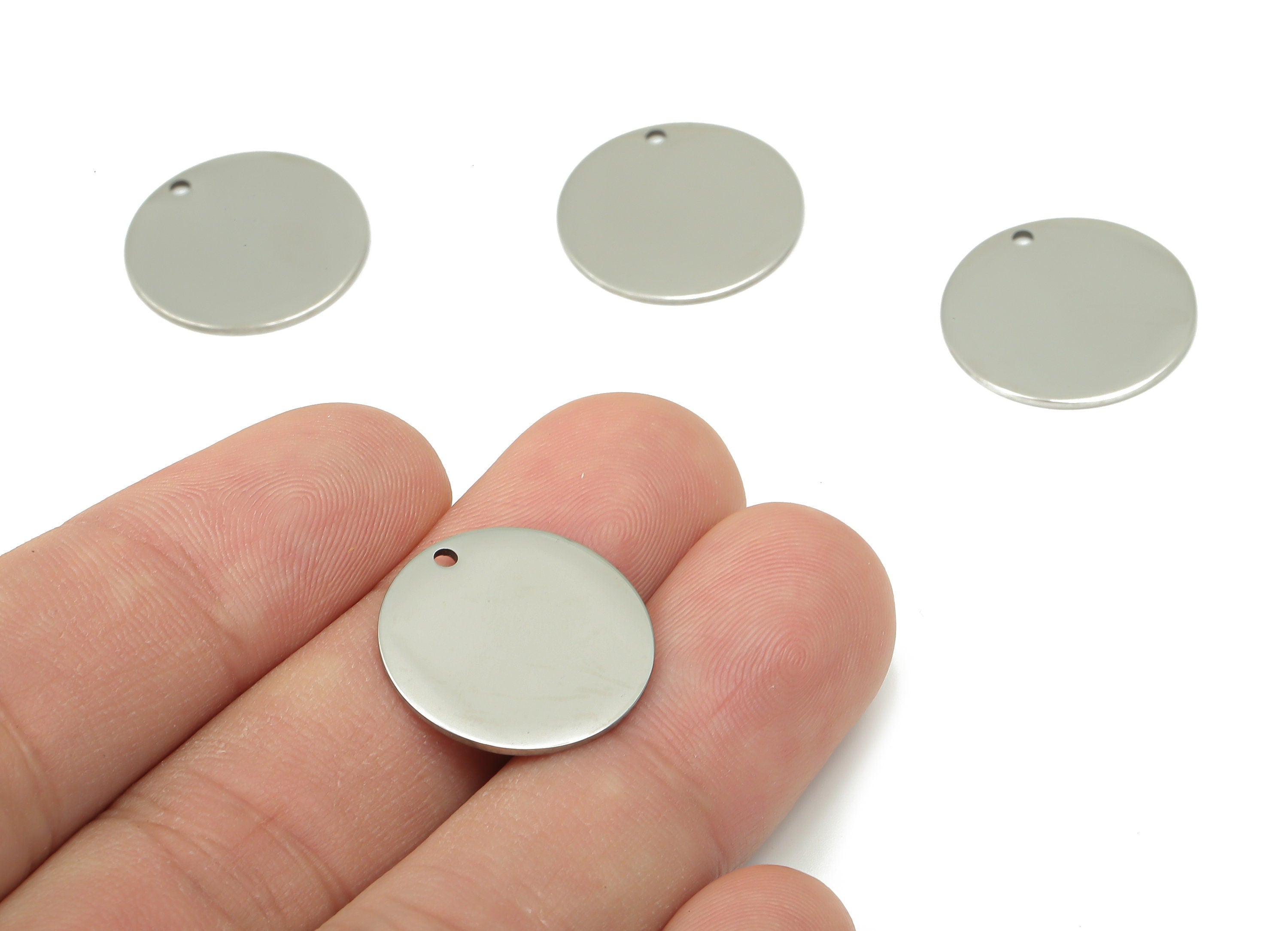 Stamping Blanks - 316 Stainless Steel Round Charms - Stainless Steel 316 Circle Pendant - Jewelry Supplies - 18.8x18.8x0.84mm - SS1379-19 - DOMEDBAZAAR