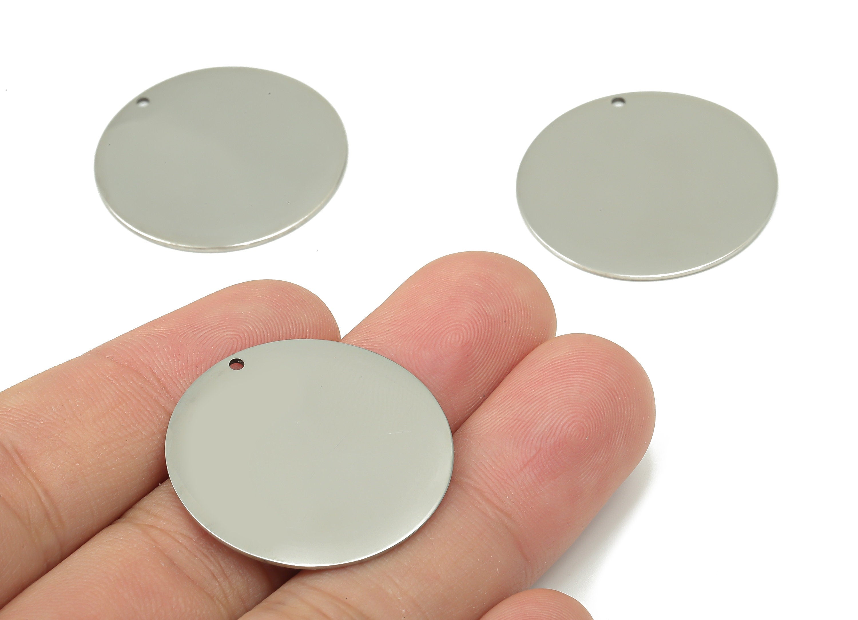 Stamping Blanks - 316 Stainless Steel Round Charms - Stainless Steel 316 Circle Pendant - Jewelry Supplies - 29.71x29.71x0.9mm - SS1379-30 - DOMEDBAZAAR