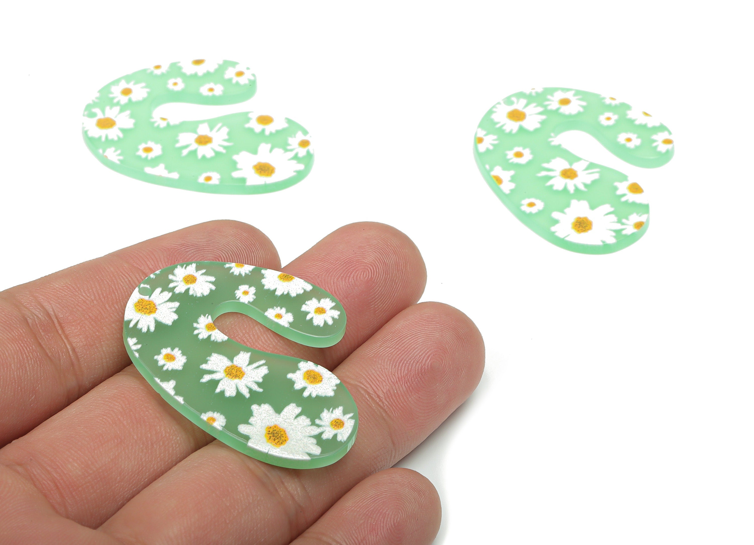 Acrylic U Chrysanthemum Earring Charms - Acrylic Daisy Flower U Pendant - Printing Textured - Jewelry Supplies - 41.25x34.32x1.88mm - AC2470 - DOMEDBAZAAR