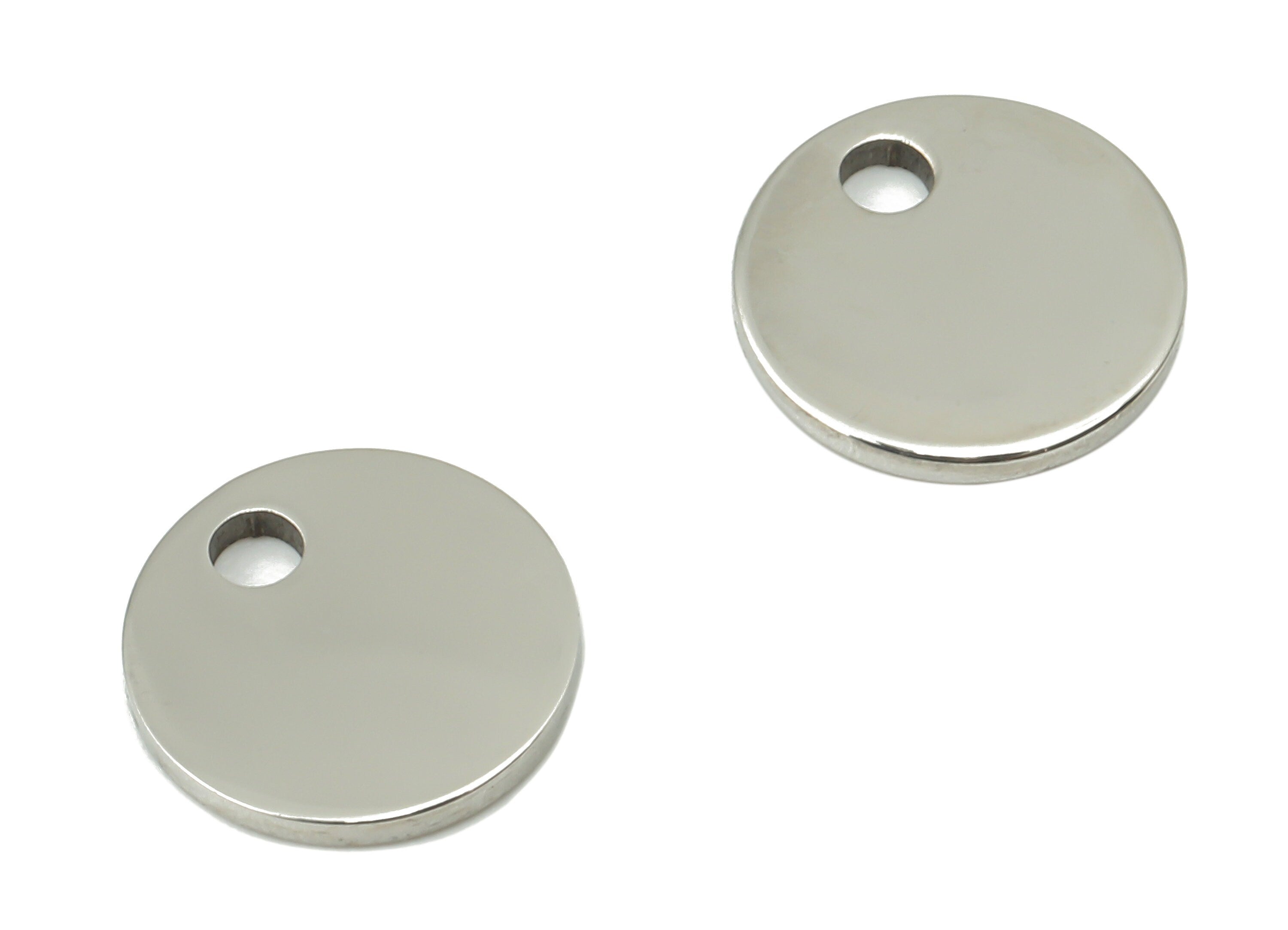 Stamping Blanks - 316 Stainless Steel Round Charms - Stainless Steel 316 Circle Pendant - Jewelry Supplies - 7.8x7.8x0.84mm - SS1379-8 - DOMEDBAZAAR