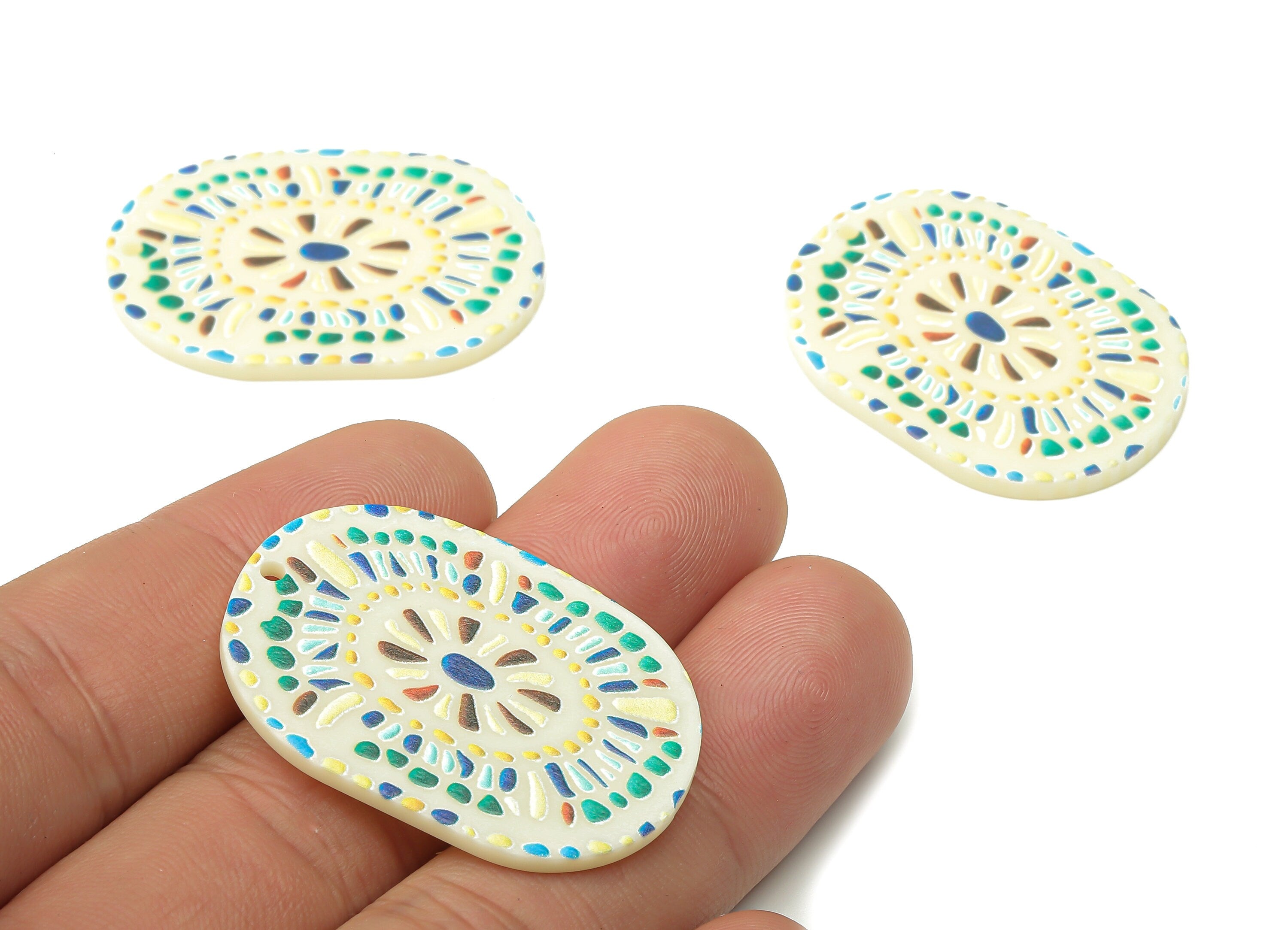 Acrylic Round Flower Charms - Printing Textured Oval Pendant - Jewelry Findings -37.86×26.43×2.02mm - AC2492 - DOMEDBAZAAR