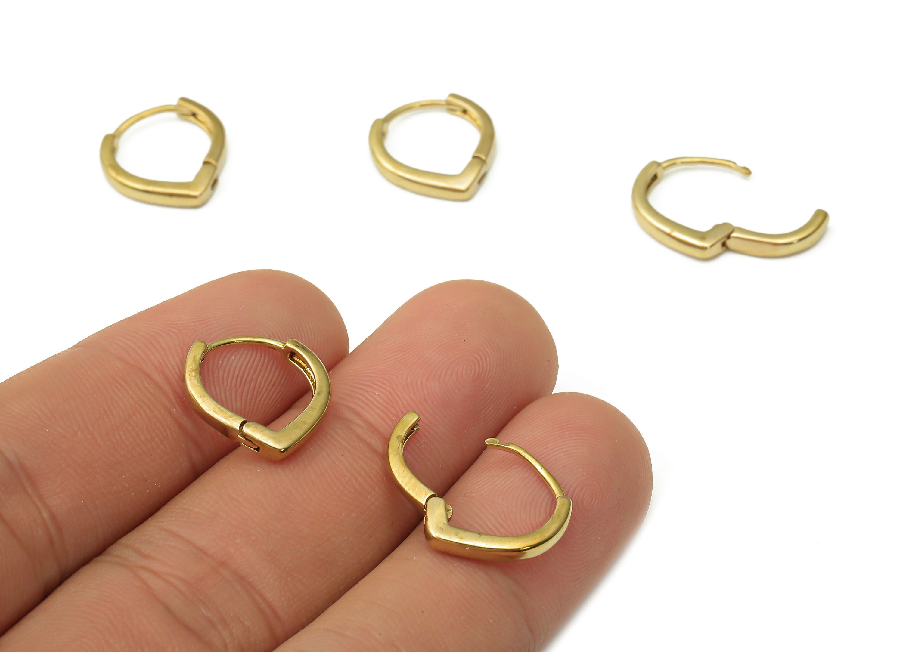 Raw Brass Heart Hoop Earring - Gorgeous Vintage Heart Earrings - Brass Huggie Hoop Earring - Geometric Earring - 14.7x14.16x1.74mm - PP7579 - DOMEDBAZAAR