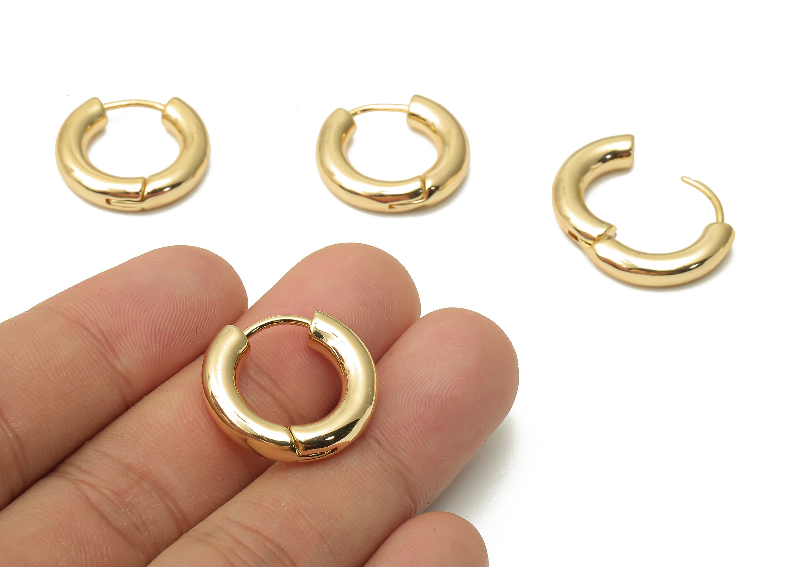 Brass Circle Earrings Clasps - Brass Thick Hoop Earrings - Brass Huggie Hoop - 18K Real Gold Tone Plated - 21.34x19.9x4.39mm - RGP4741 - DOMEDBAZAAR