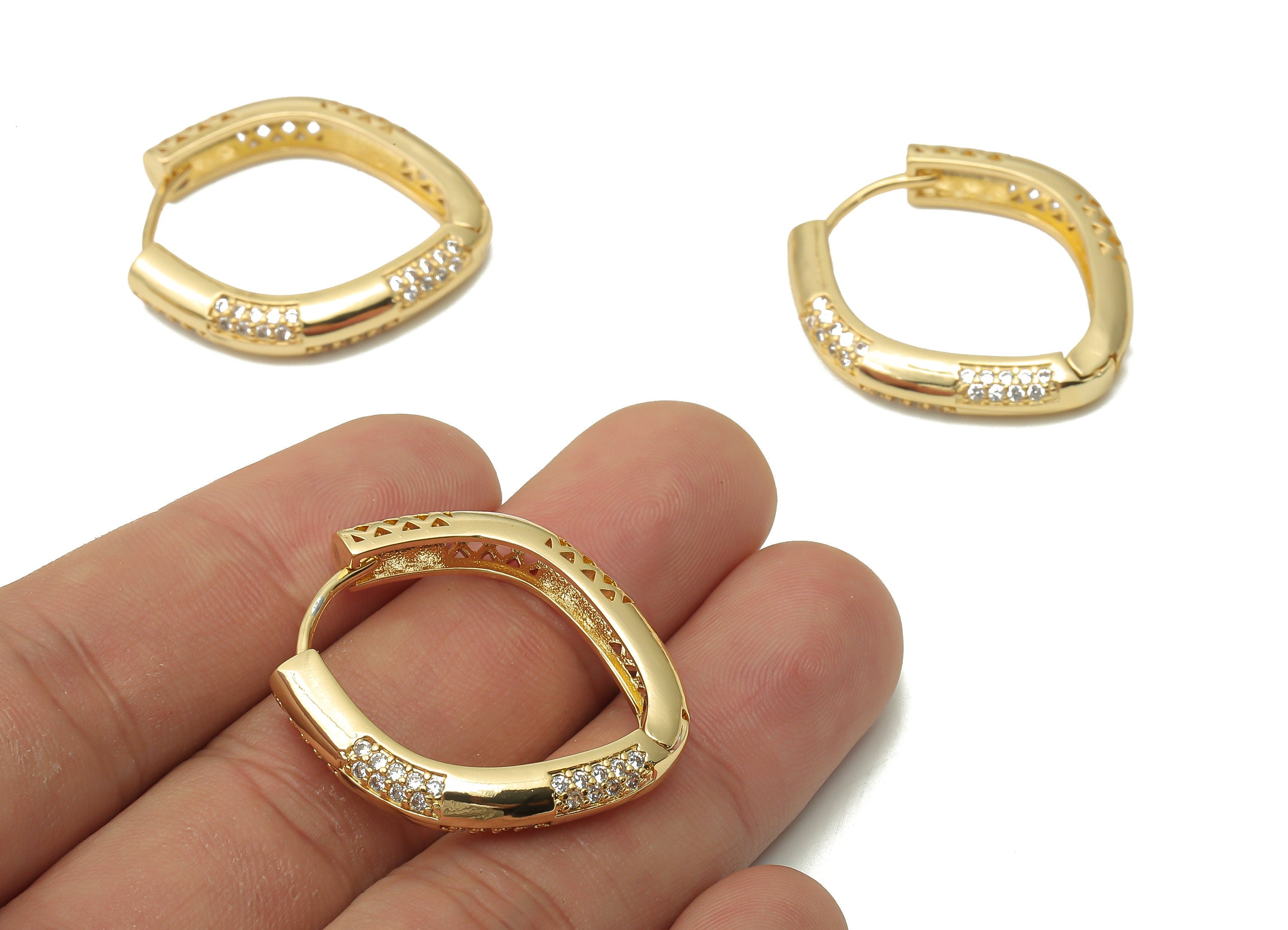Brass Textured Huggie Hoop Earrings with Zircon - Brass Oval Diamond Hoop - 18K Real Gold Plated Brass - 31.13x28.75x5.34mm - RGP4770 - DOMEDBAZAAR