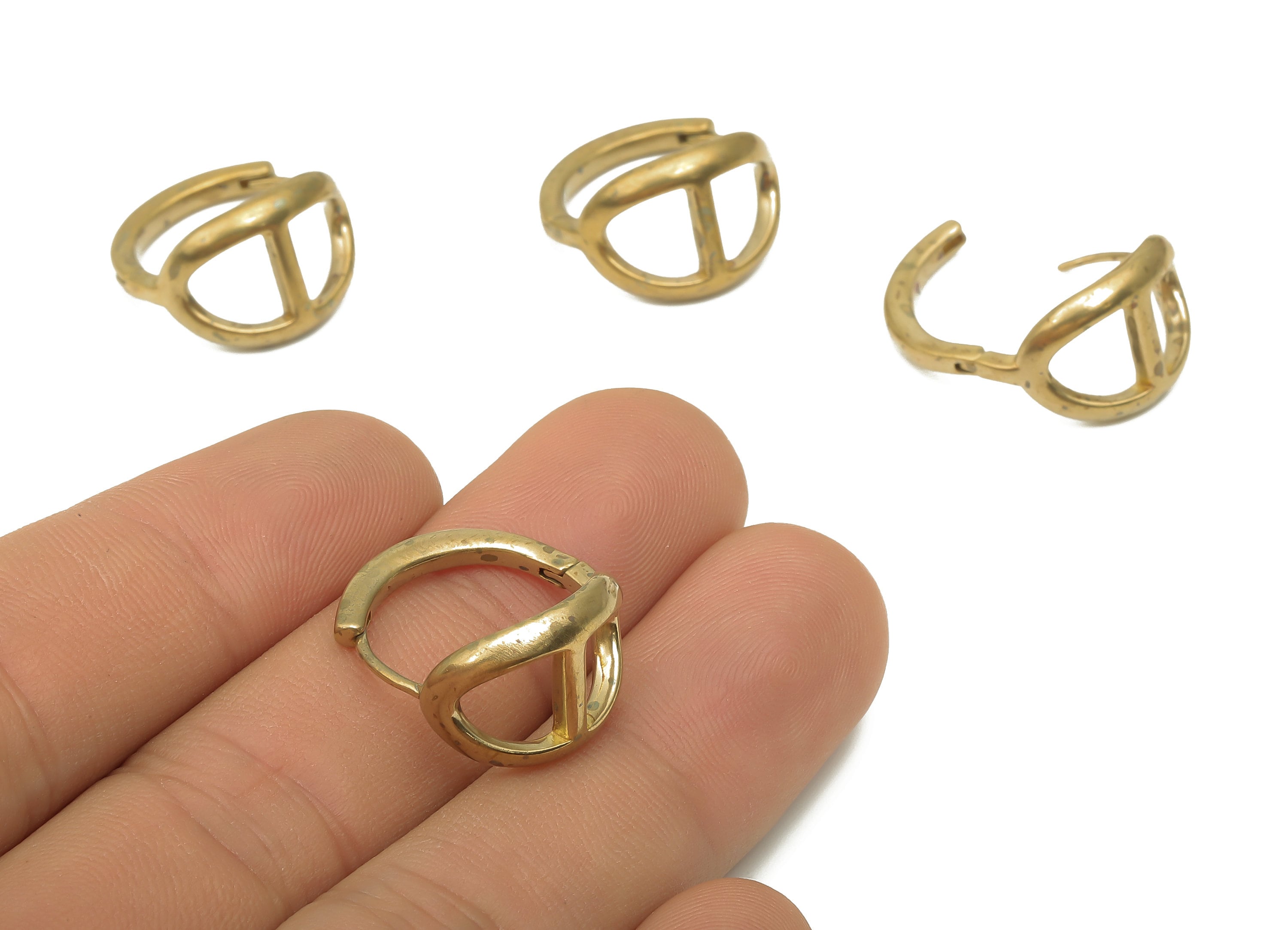 Brass Round Earring Clasp - Raw Brass Huggie Hoop Earring - Geometric Earring - Earring Clasp - Jewelry Supplies -19.68x18.24x2.5mm- PP7876 - DOMEDBAZAAR