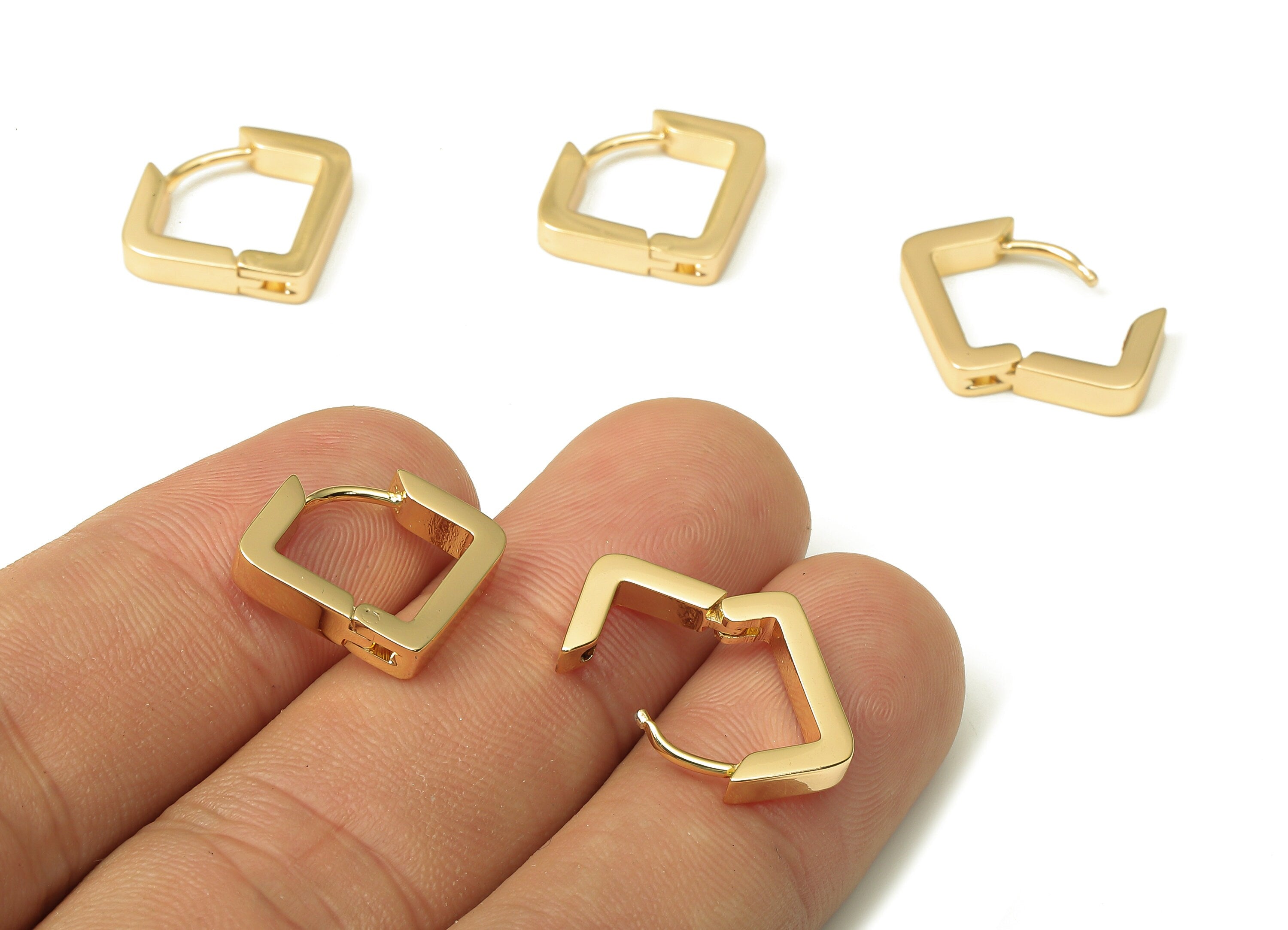 Brass Diamond Huggie Hoop Earrings - Chunky Gold Rhombus Earring Clasp - 18K Real Gold Plating - 18.03x15.1x2.84mm - RGP5207 - DOMEDBAZAAR