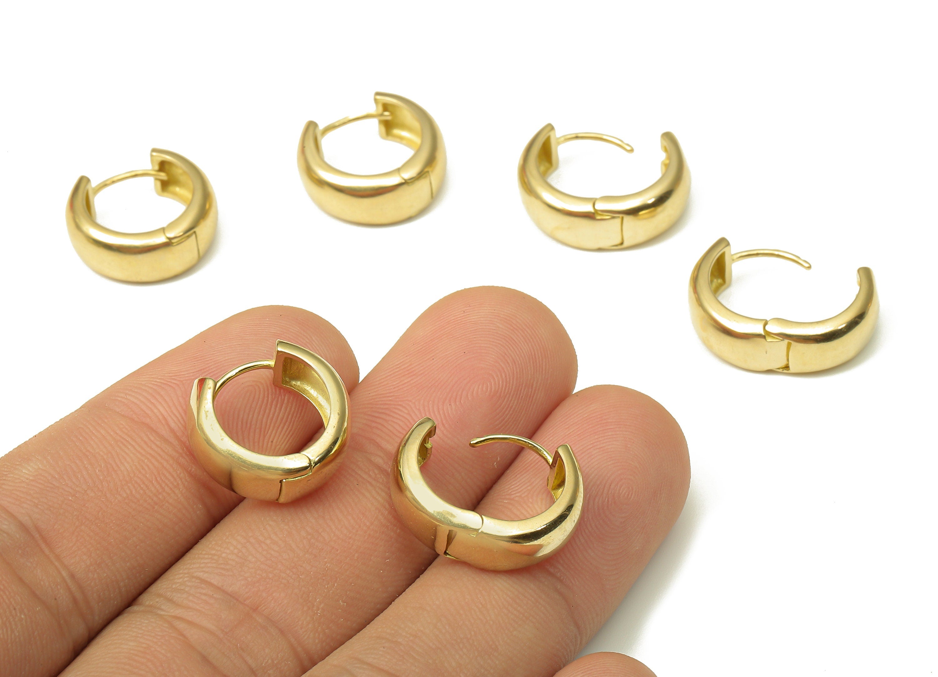 Brass Round Earring Clasp - Raw Brass Circle Huggie Earring - Wide Huggie Hoop Earring - Thick Hoop Earring - 15.93x6.57x1.3mm - PP7934 - DOMEDBAZAAR