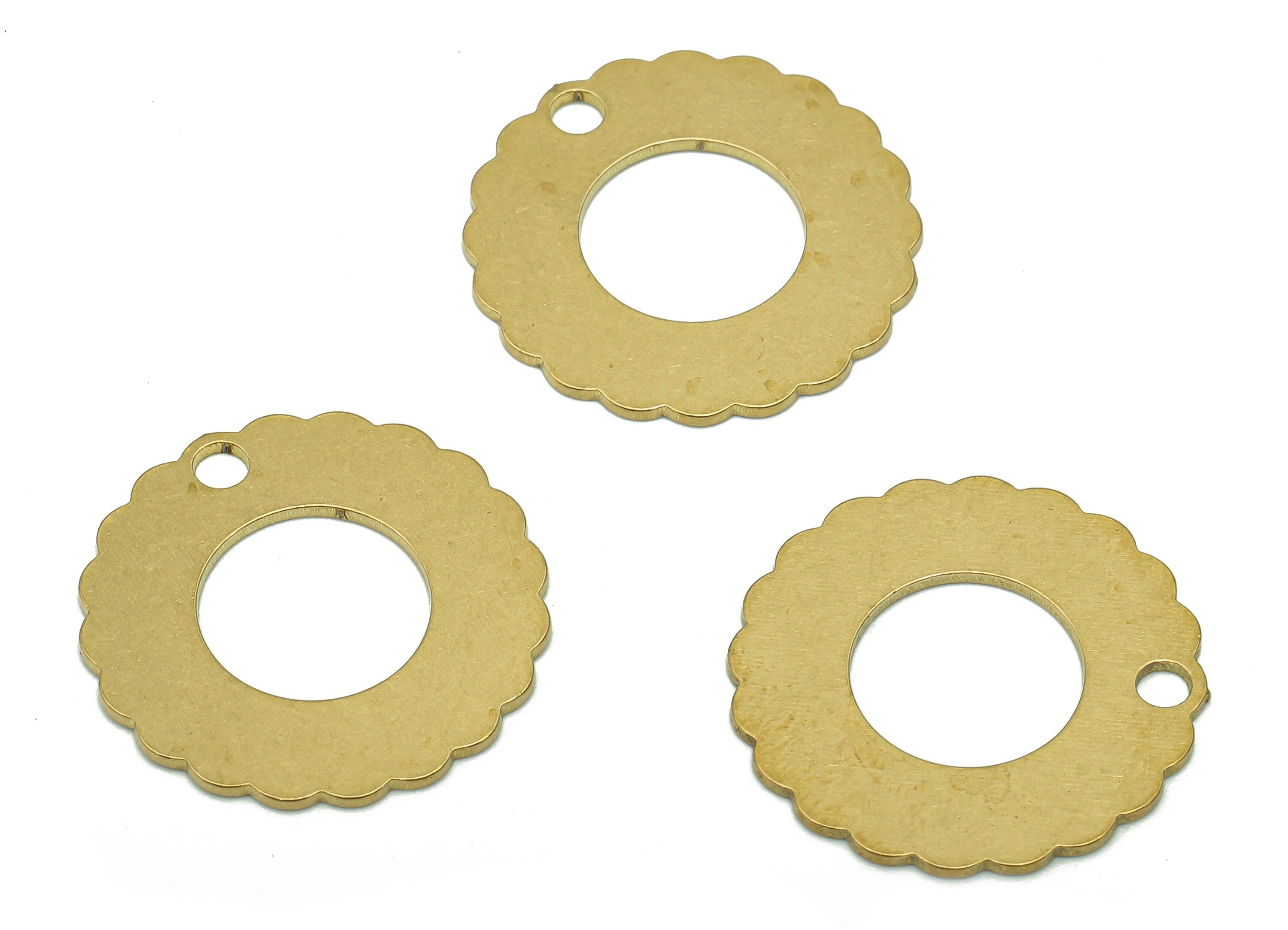 Brass Round Earring Charm - Raw Brass Cutout Earring - Circle Hoop Donut Pendant - Flower Charm For Necklace - 19.67x19.67x0.68mm - PPA5189 - DOMEDBAZAAR