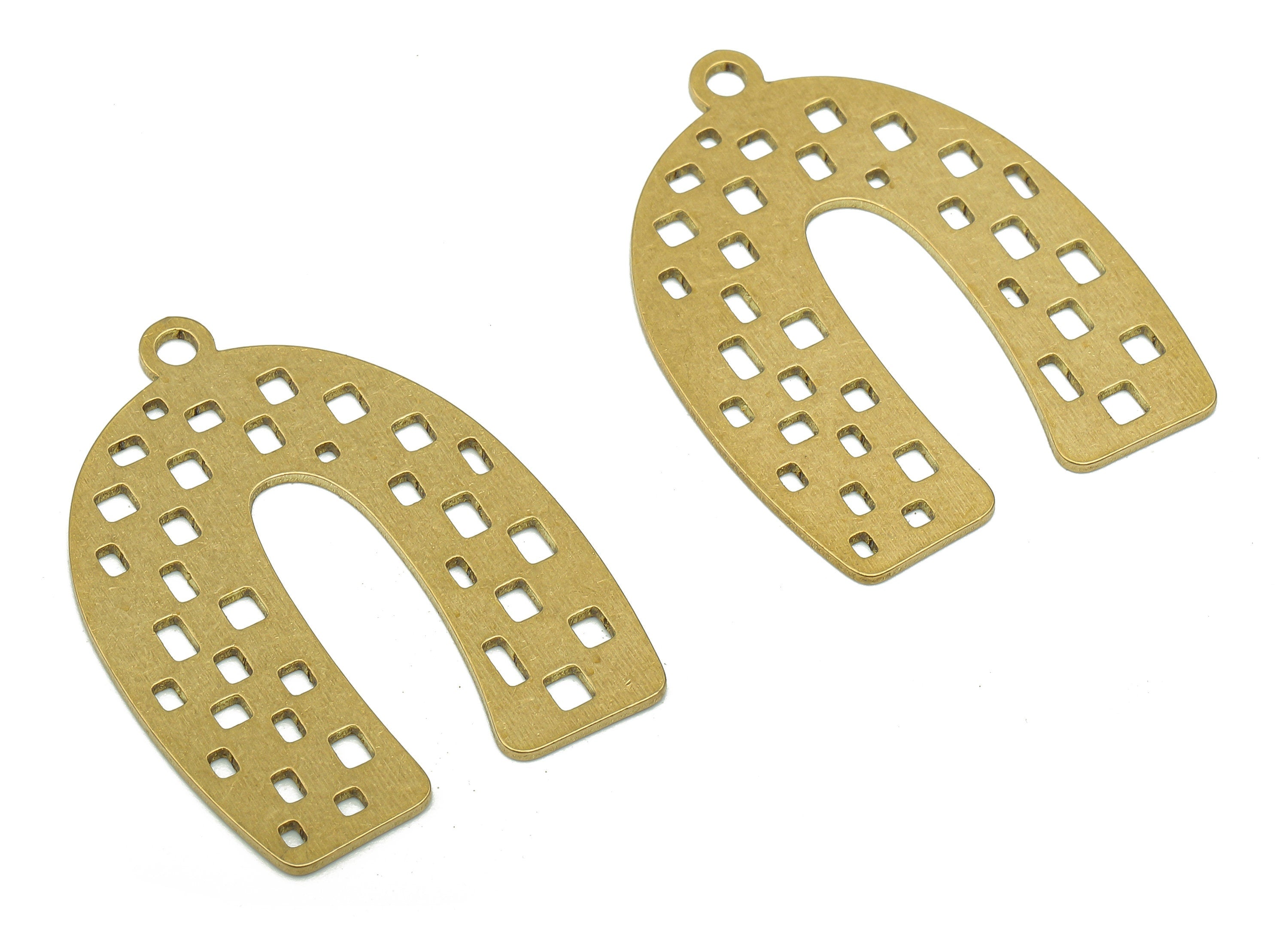 Brass Horsehoe Earring Charms - Raw Brass Letter U Earring - Letter Pendant With Loop - Alphabet U For Necklace - 31.8x24.3x0.8mm - PPA5721 - DOMEDBAZAAR