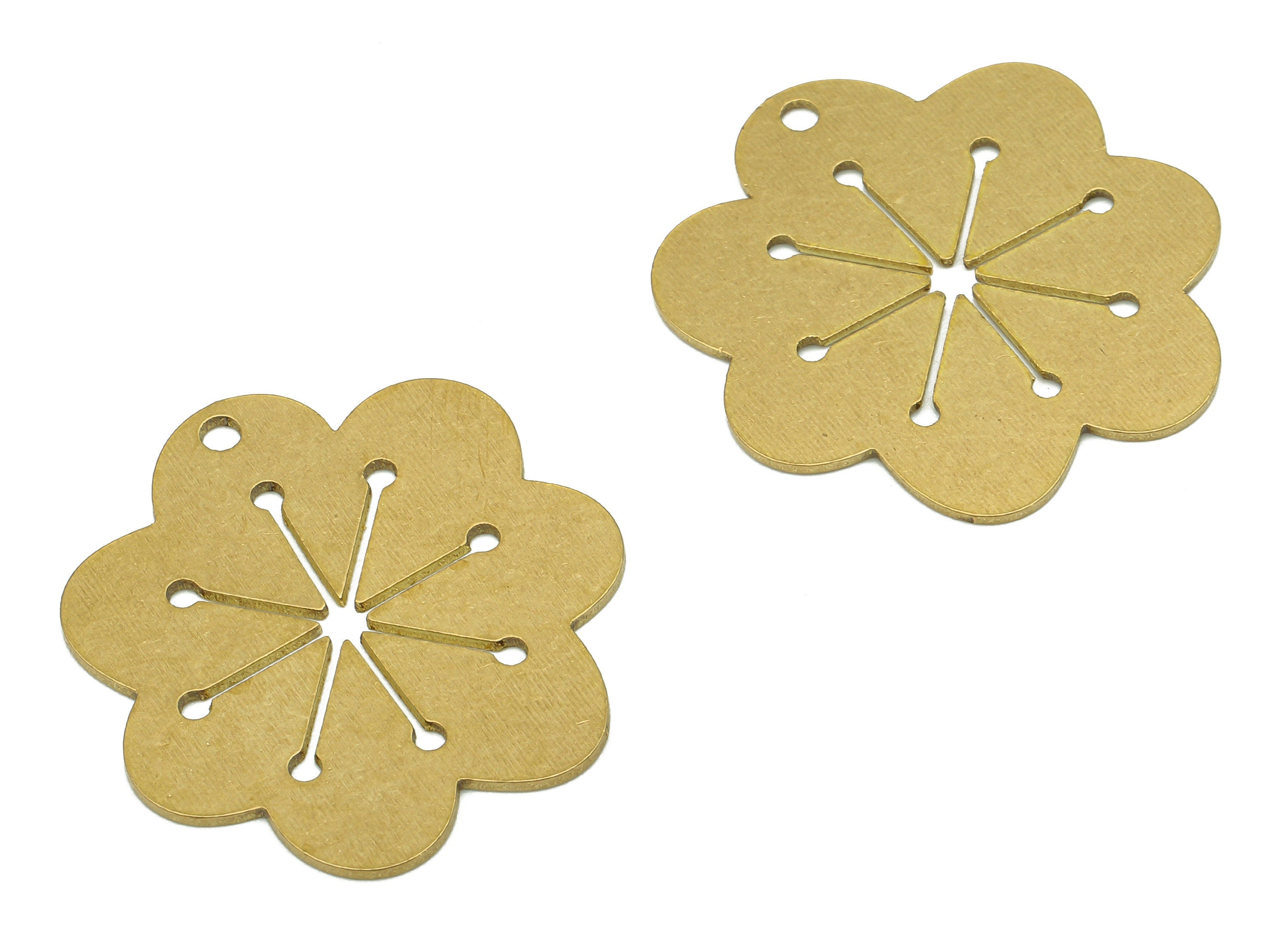 Brass Flower Earring Charms - Raw Brass Cutout Earring - Botanical Pendant With Loop - Nervure Rib For Necklace - 27.8x26.9x0.8mm - PPA5438 - DOMEDBAZAAR