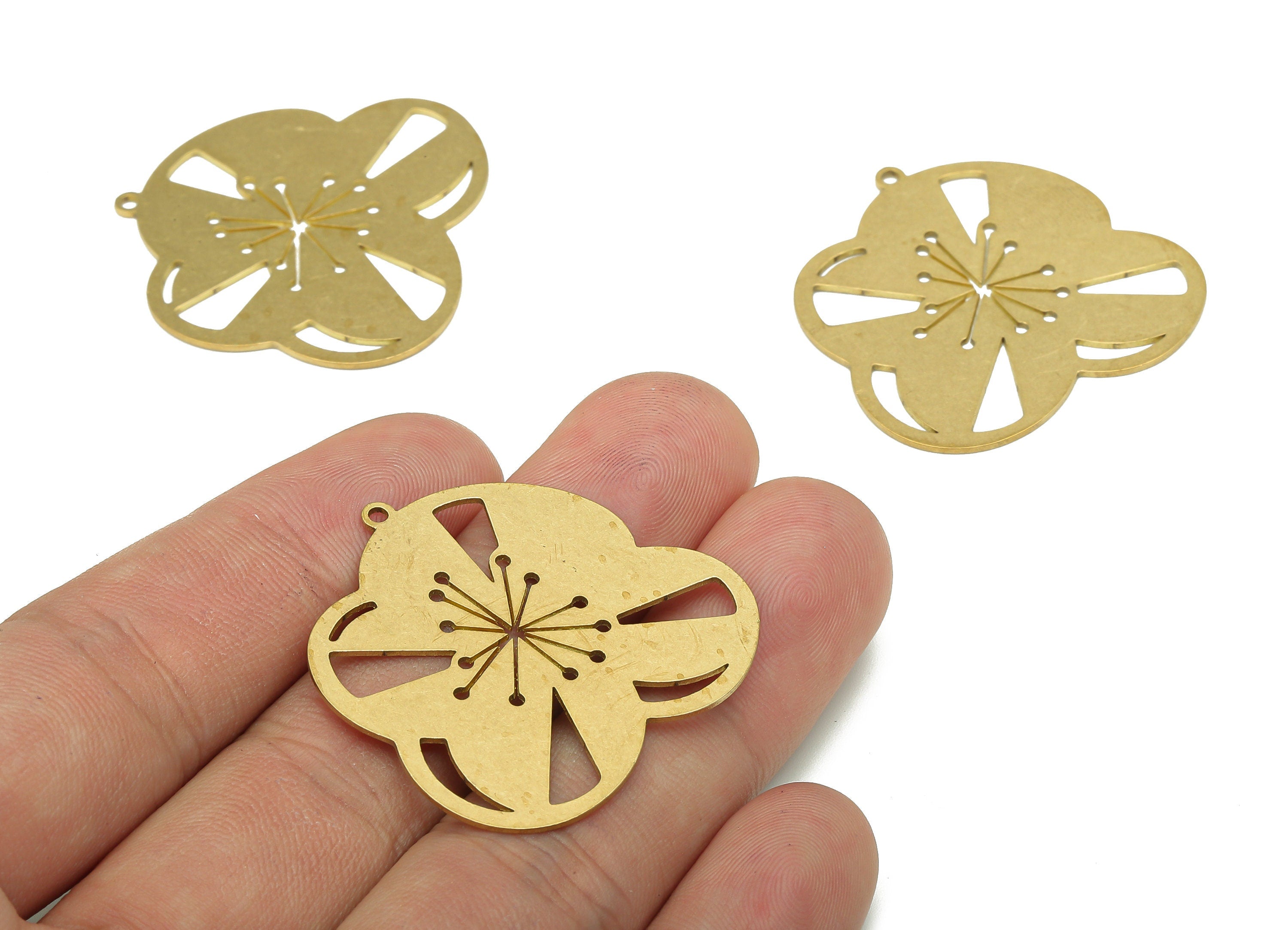 Brass Flower Earring Charms - Raw Brass Cutout Earring - Botanicol Pendant With Loop - Nervure Rib For Necklace - 34.5x34.3x0.7mm - PPA5631 - DOMEDBAZAAR