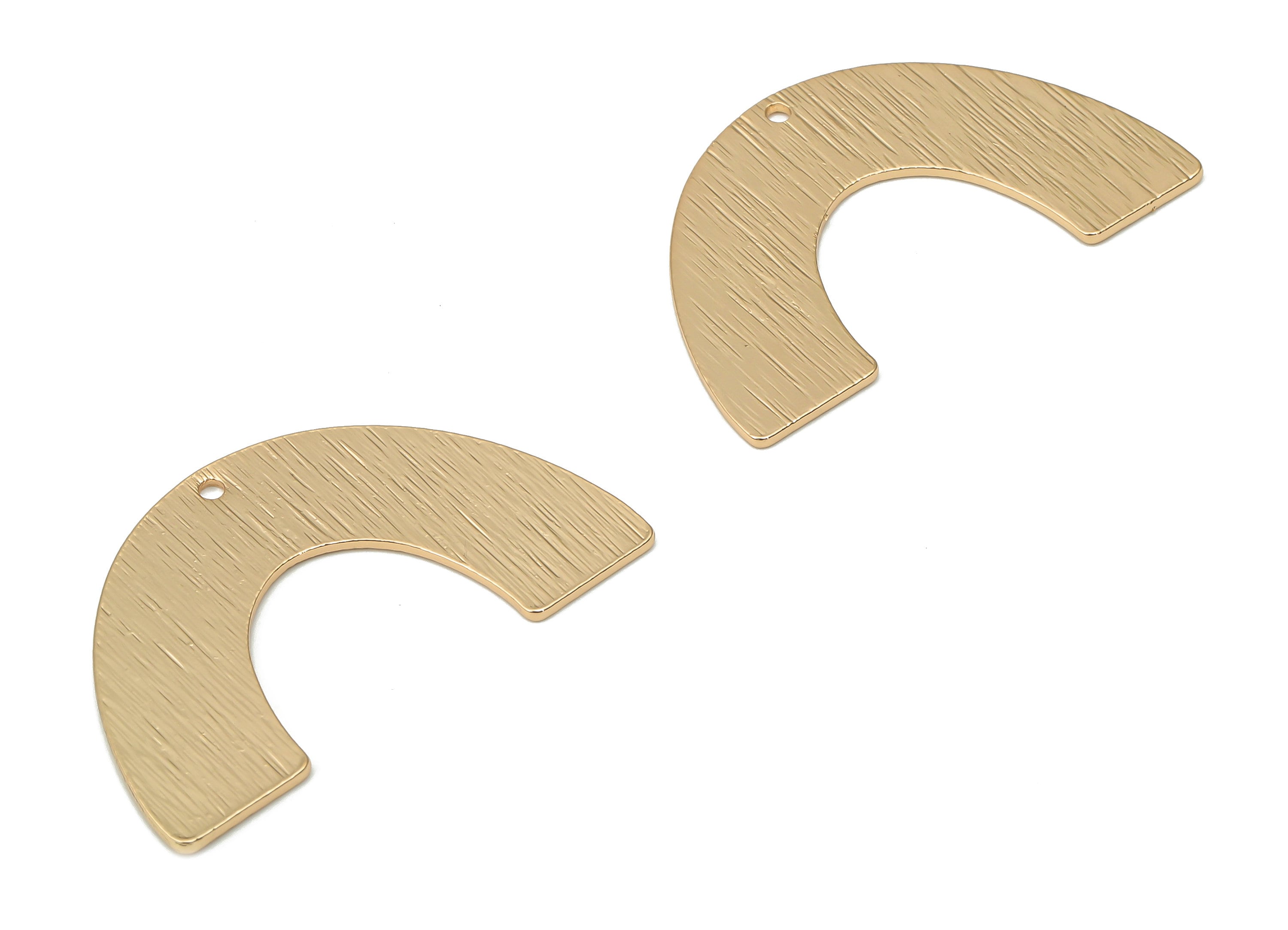 Brass Textured Semicircle Connector - Half Moon Earring - Gold Rainbow Charm For Necklace - KC Gold Tone Plating - 34.3x21.3x0.9mm - PP3383G - DOMEDBAZAAR