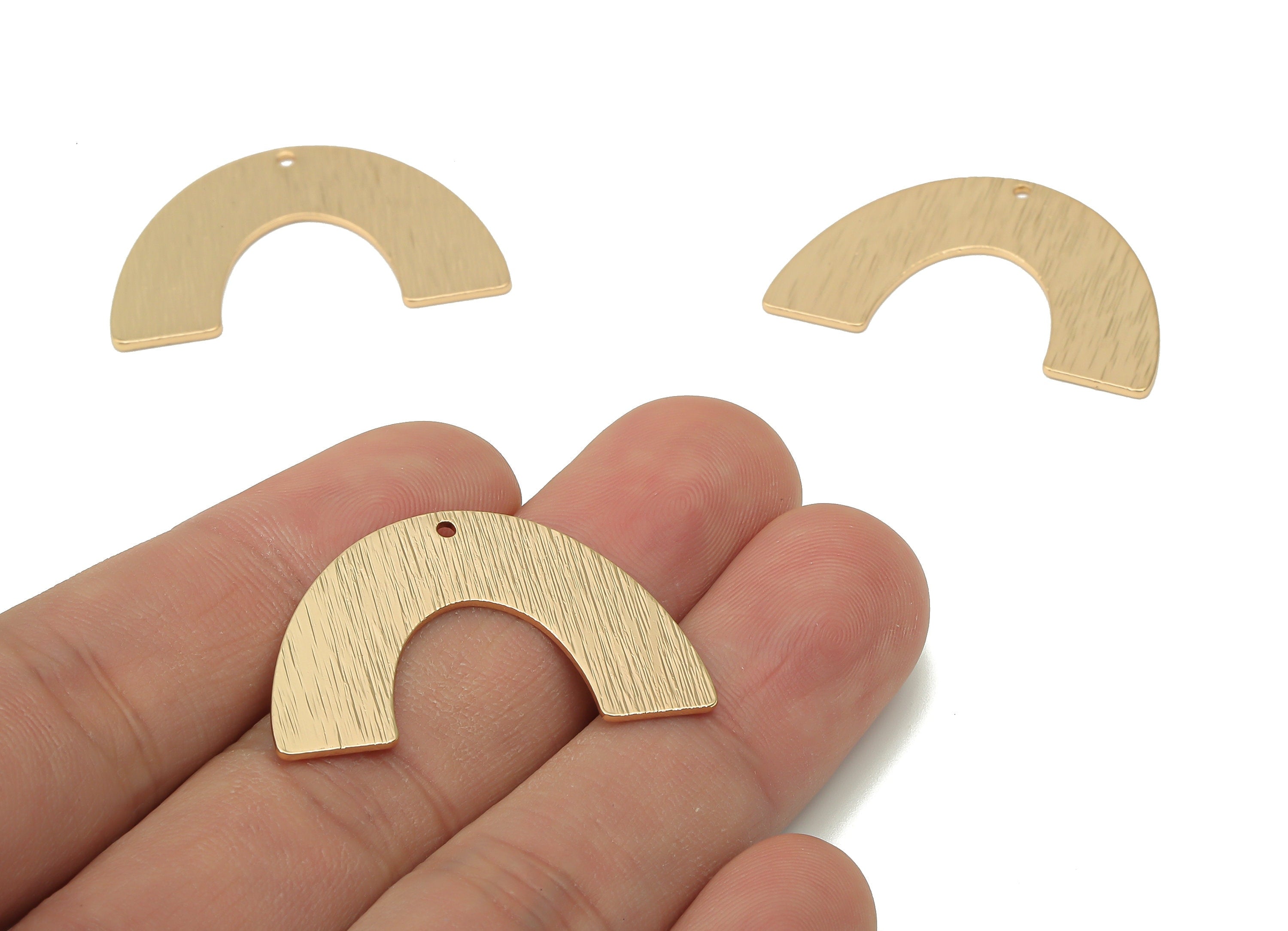 Brass Textured Semicircle Connector - Half Moon Earring - Gold Rainbow Charm For Necklace - KC Gold Tone Plating - 34.3x21.3x0.9mm - PP3383G - DOMEDBAZAAR