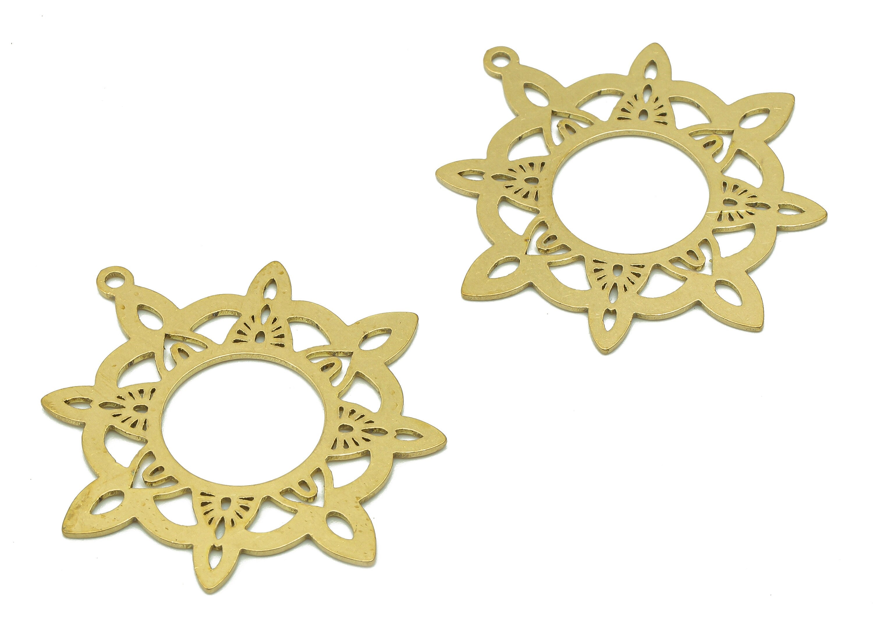Brass Flower Rudder Earring Charms - Raw Brass Round Earring - Pendant With Loop - Botanical Charm For Necklace - 34.9x32.5x0.6mm - PPA6421 - DOMEDBAZAAR