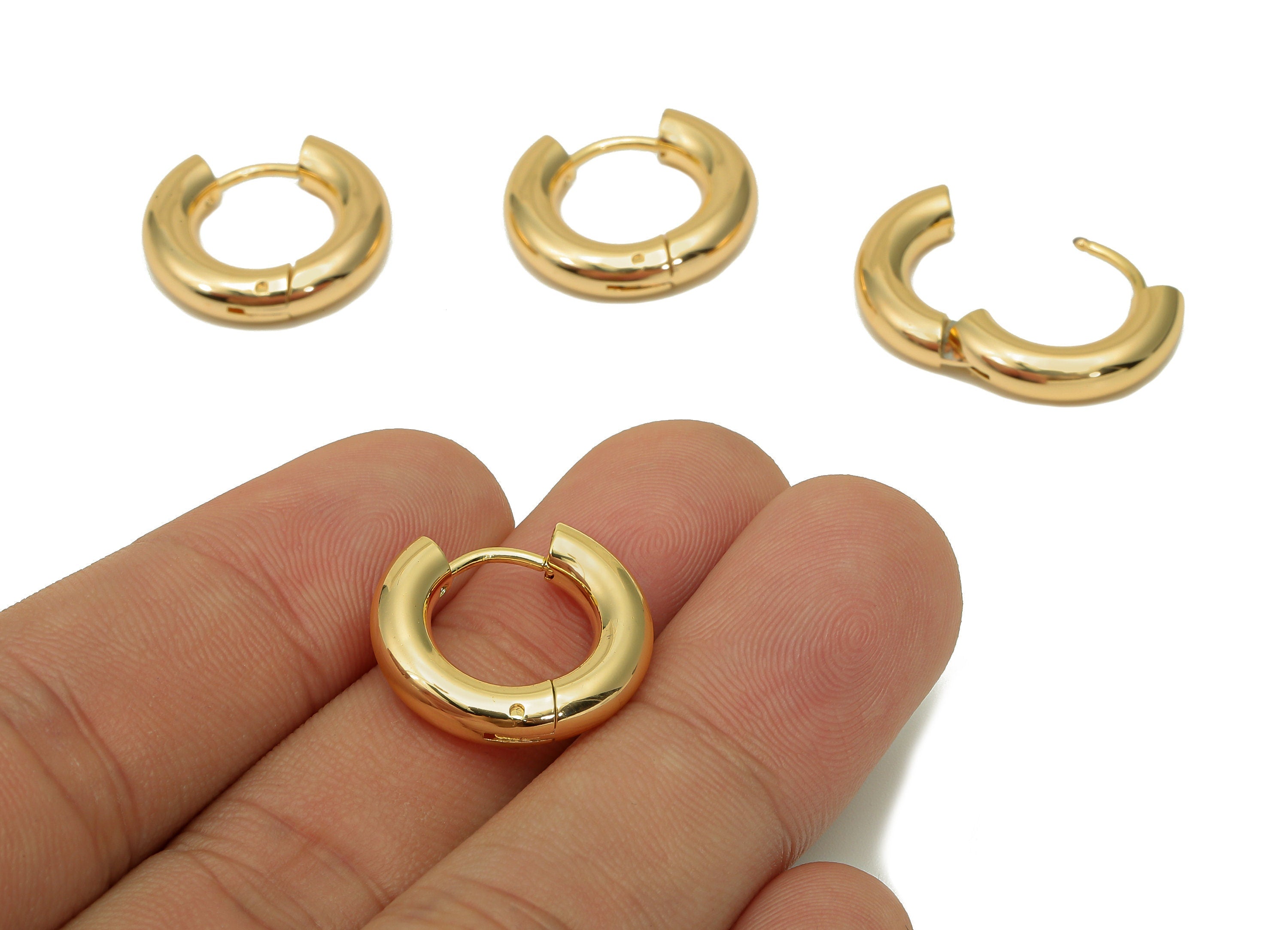 Brass Circle Earrings Clasps - Gold Thick Round Hoop Earrings - Huggie Hoop Clasp - 18K Real Gold Plated Brass - 19x16.8x4mm - RGP5587 - DOMEDBAZAAR